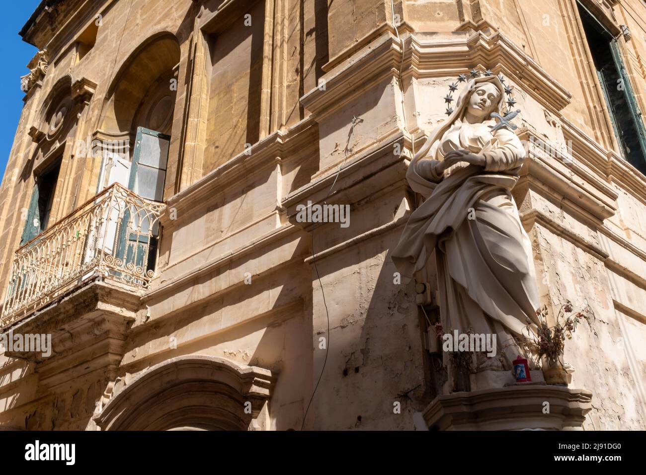Icona religiosa Street Corner Niche Statua, Senglea (l'Isla), le tre Città, Malta Foto Stock