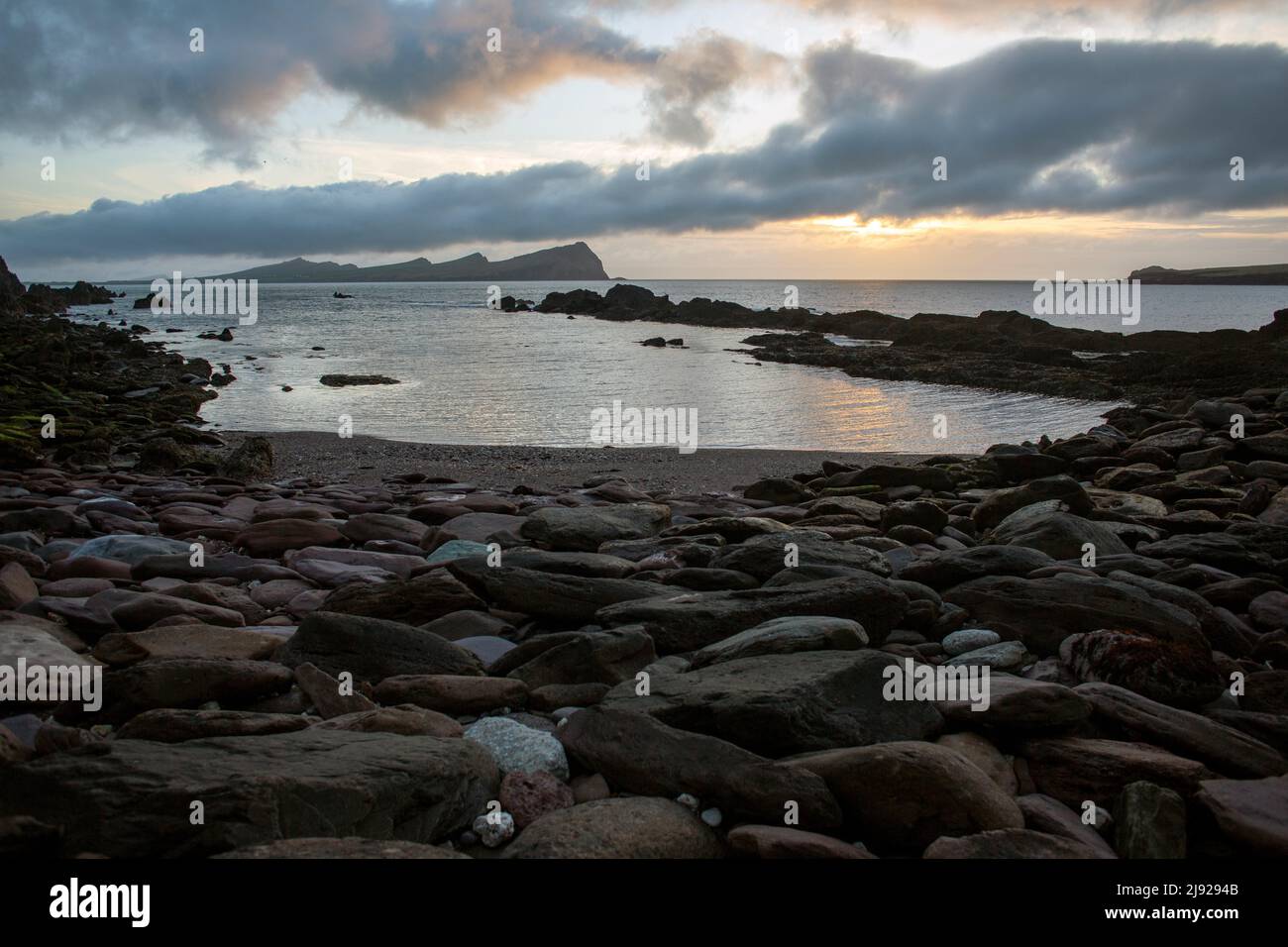 Bellissimo paesaggio al molo Dooneen nel West Kerry Gaeltacht, contea di Kerry, Munster, Irlanda Foto Stock