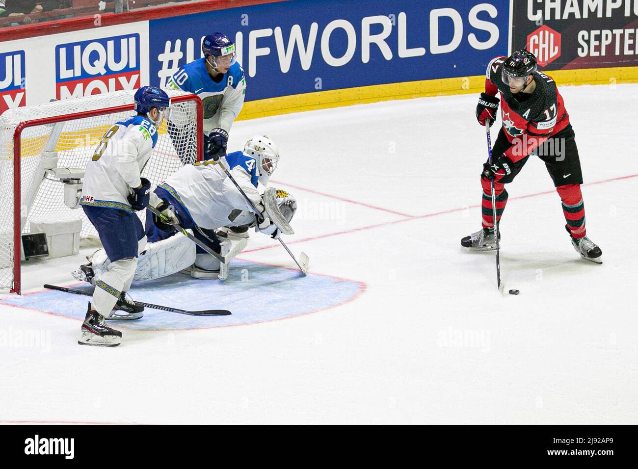 Helsinki, Finlandia. 19th maggio 2022. SHUTOV Andrei (Kazakhstan) durante il Campionato del mondo - Canada vs Kazakhstan, Hockey su ghiaccio a Helsinki, Finlandia, maggio 19 2022 Credit: Independent Photo Agency/Alamy Live News Foto Stock