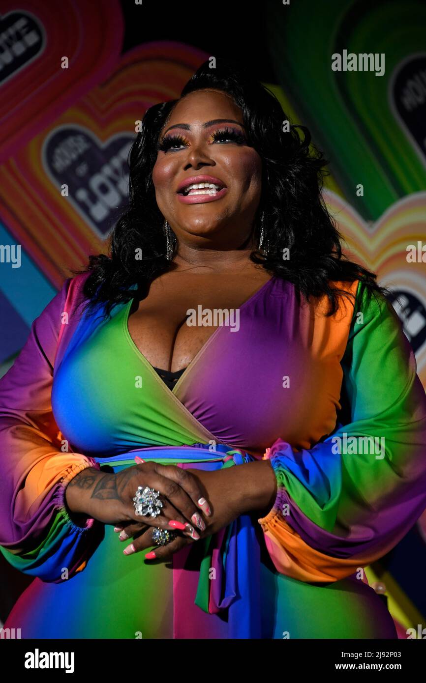 TS Madison parla durante un panel al 2022 Rupaul DragCon, Day 1, che si tiene presso IL LA Convention Center di Los Angeles, California, venerdì 13 maggio 2022. Foto di Jennifer Graylock-Graylock.com 917-519-7666 Foto Stock