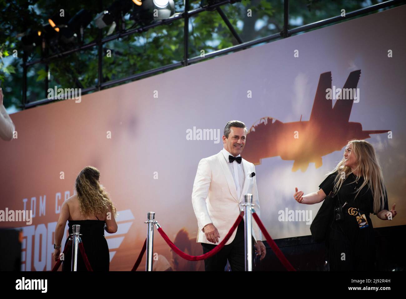 Londra, Regno Unito. 19th maggio 2022. Jon Hamm partecipa al Top Gun: Maverick, la prima del film Royal Performance a Leicester Square a Londra. Credit: SOPA Images Limited/Alamy Live News Foto Stock