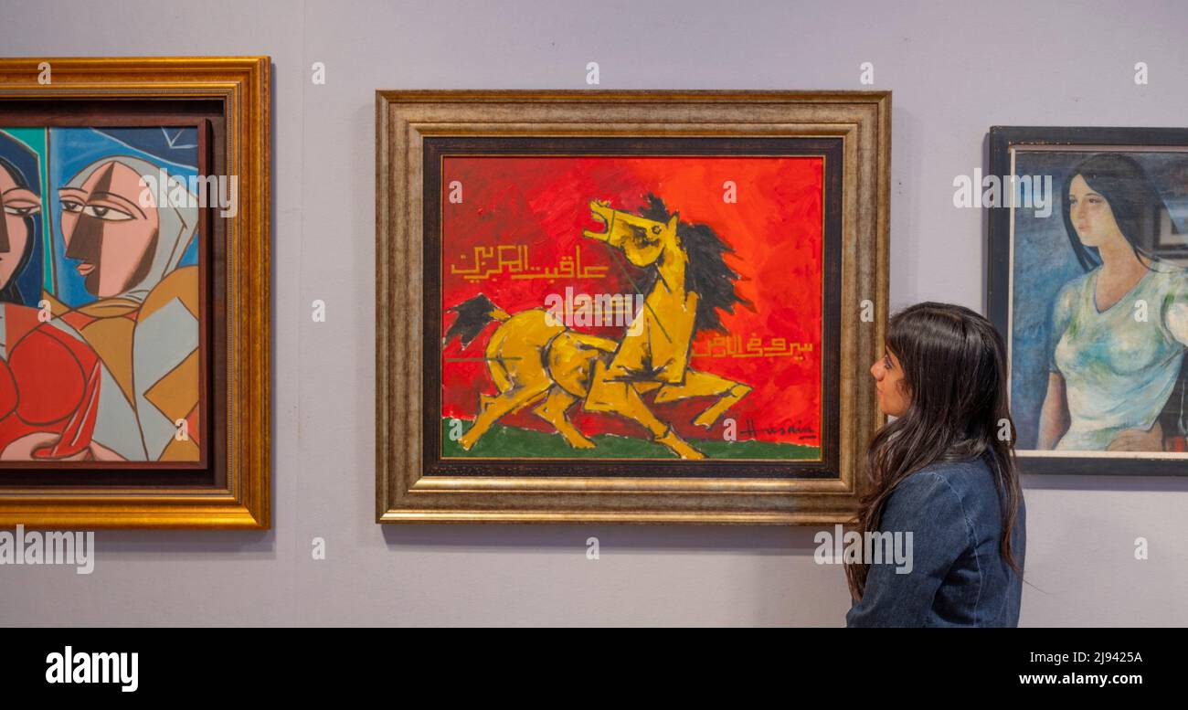 Bonhams, New Bond Street, Londra, Regno Unito. 20 maggio 2022. La vendita di Arte moderna e Contemporanea dell'Asia del Sud si svolge il 24 maggio. I punti salienti includono: Maqbool Fida Husain (indiano, 1913-2011), Untitled (cavallo), stima di £50.000-£70.000. Credit: Malcolm Park/Alamy Live News. Foto Stock