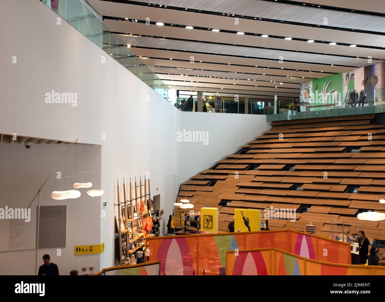 Interno del V&A Dundee design Museum Foto Stock