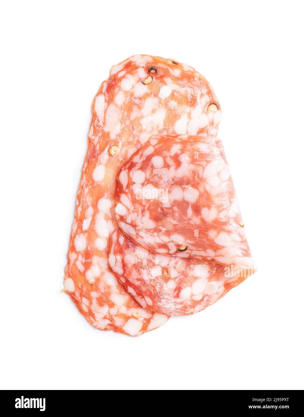 Salsiccia di salame italiana a fette con pepercorn isolato su sfondo bianco. Foto Stock