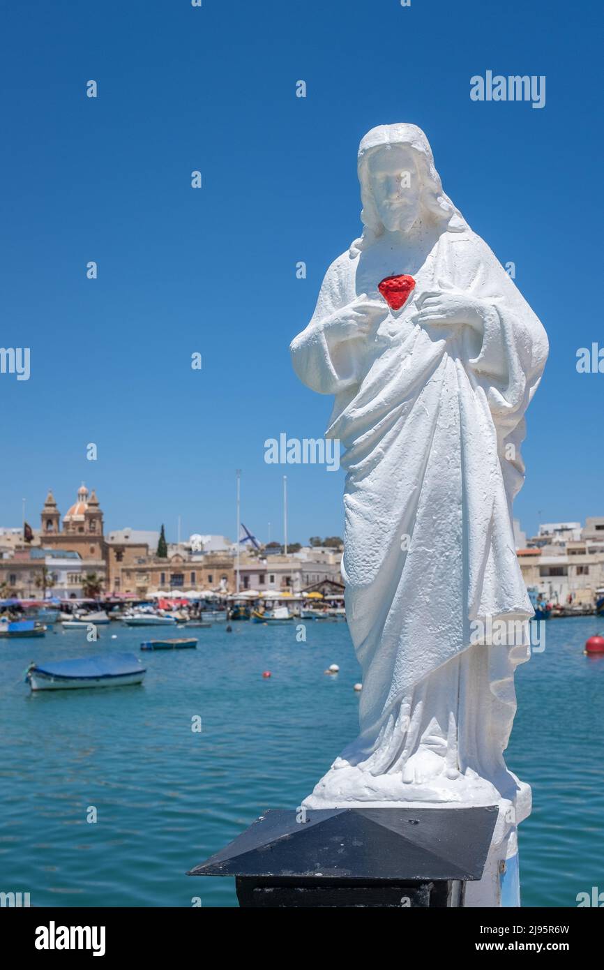 Statua del Sacro cuore di Gesù, Marsaxlokk, Malta Foto Stock