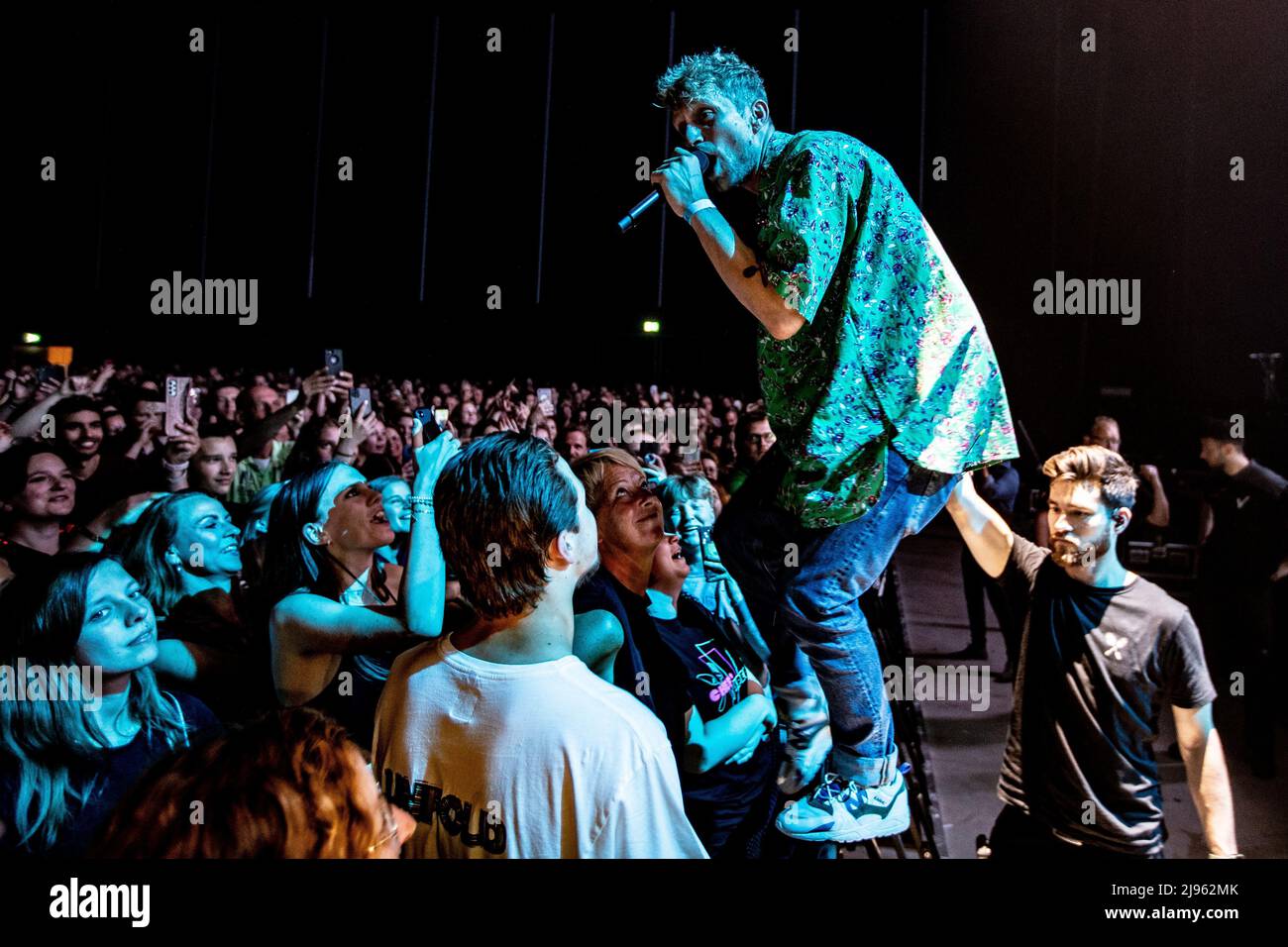 Rotterdam, Paesi Bassi. 20th maggio 2022. 2022-05-20 20:16:40 ROTTERDAM - la banda Haarlem Chef Special con cantante Joshua Nolet durante un concerto nella fase RTM a Rotterdam Ahoy. ANP PAUL BERGEN netherlands out - belgio out Credit: ANP/Alamy Live News Foto Stock