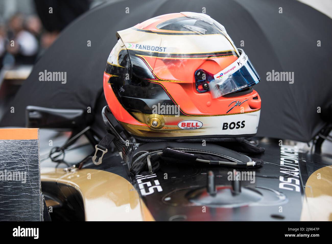 Berlino, Germania, 14th maggio 2022. 2022 Shell Recharge Berlin e-Prix, Round 7 del Campionato del mondo di Formula e ABB FIA 2021-22, circuito aeroportuale Tempelhof a Berlino, Germania nella foto: Casco di Jean-Eric VERGNE (fra) di DS Techeetach © Piotr Zajac/Alamy Live News Foto Stock