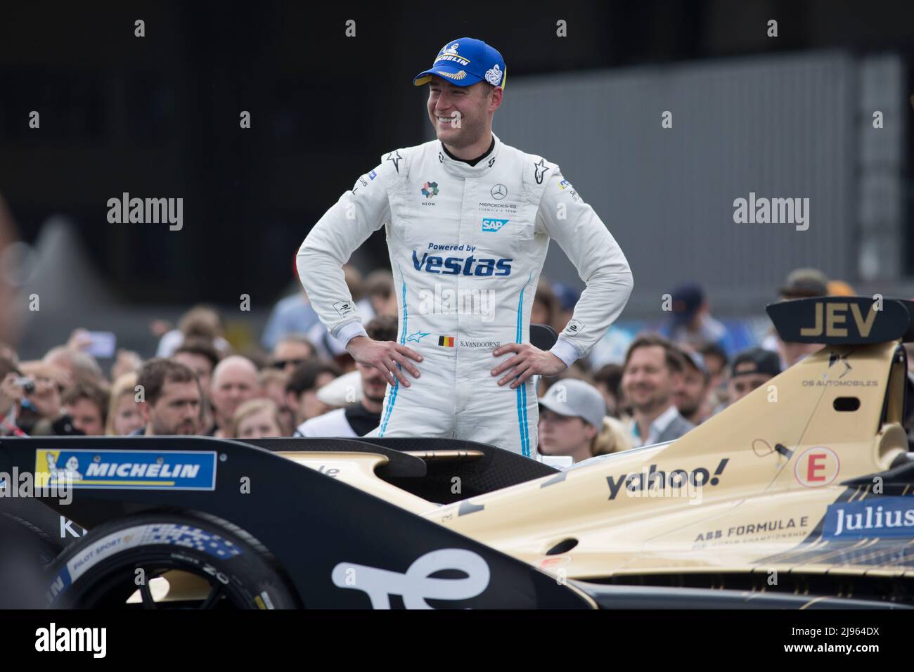 Berlino, Germania, 14th maggio 2022. 2022 Shell Recharge Berlin e-Prix, Round 7 del Campionato del mondo di Formula e ABB FIA 2021-22, Tempelhof Airport Circuit a Berlino, Germania nella foto: Stoffel VANDOORNE (bel) del Team Mercedes-EQ Formula e © Piotr Zajac/Alamy Live News Foto Stock