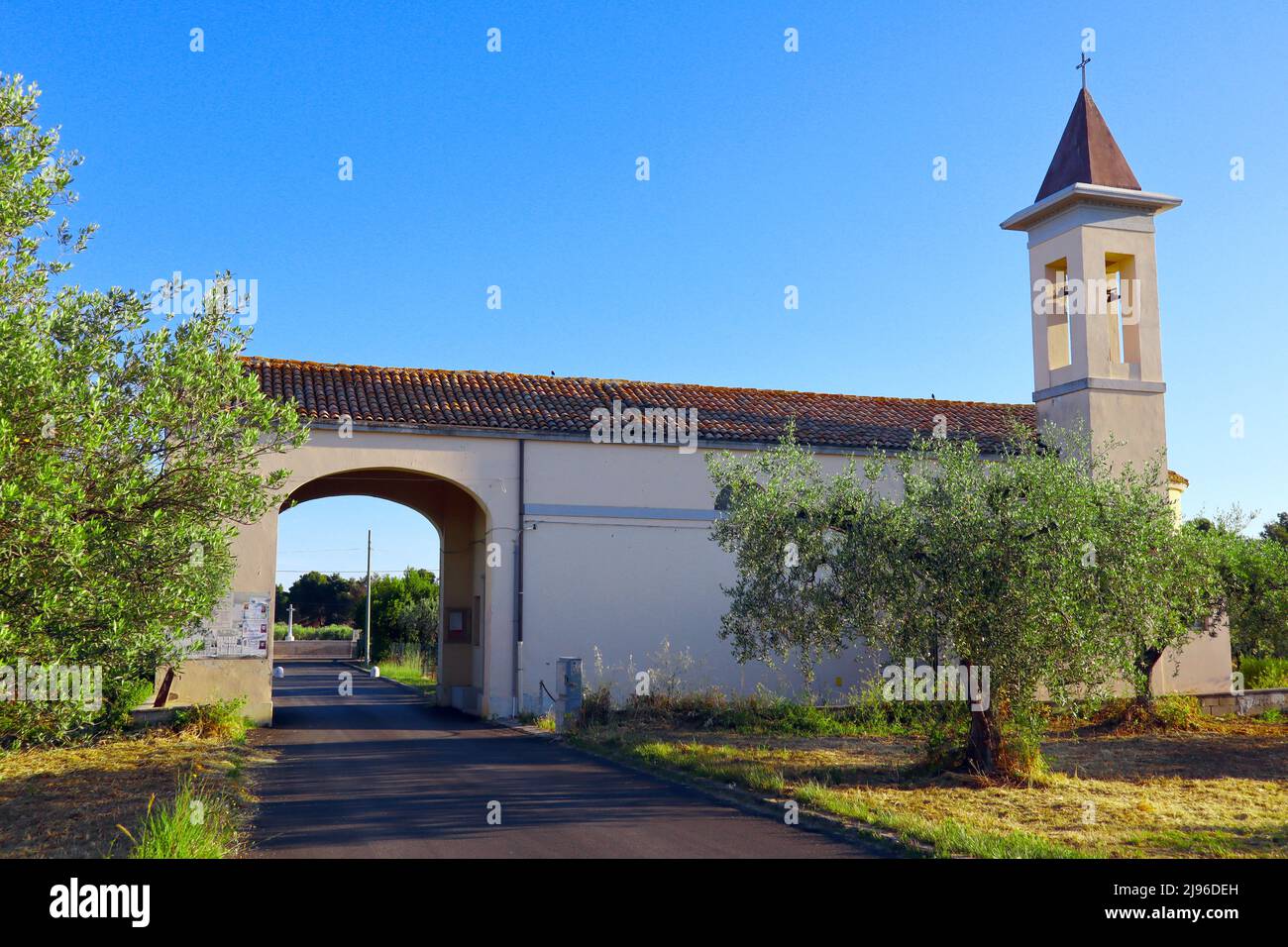 Chiesa di san donato abruzzo immagini e fotografie stock ad alta