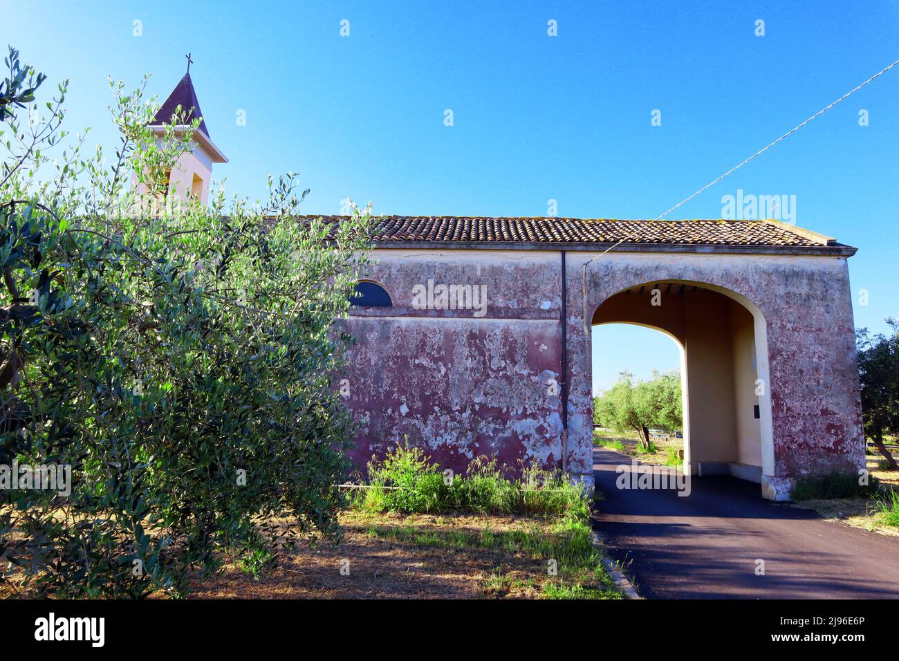 Chiesa di san donato abruzzo immagini e fotografie stock ad alta
