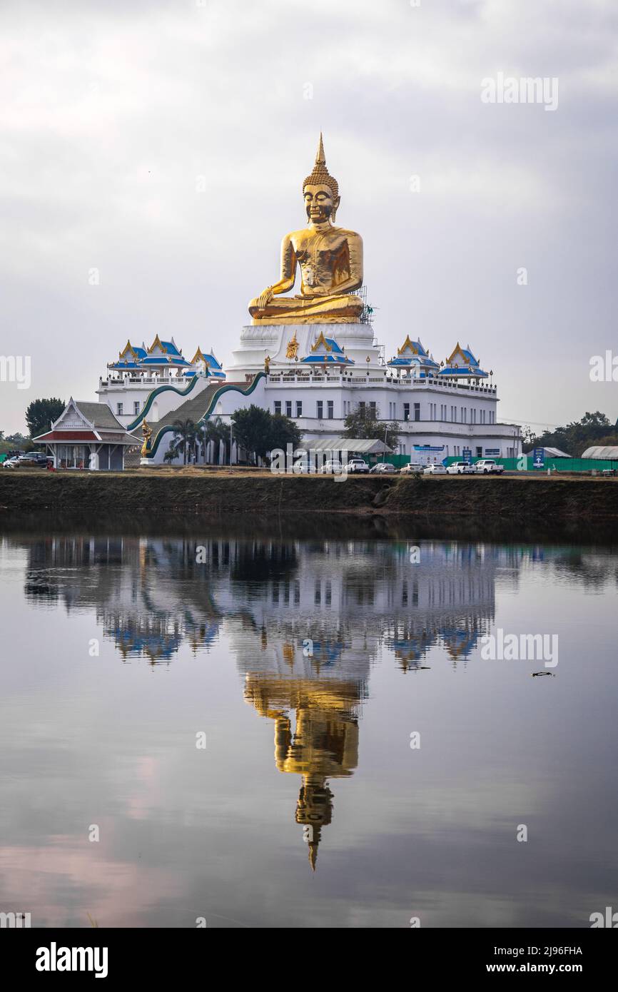 Parco buddista Nakhon Sawan in Thailandia Foto Stock