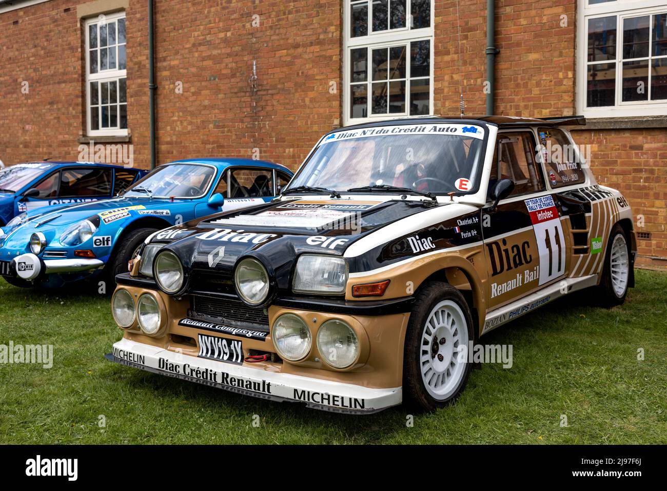 1985 Renault 5 Team Diac, in mostra allo Scramble di aprile che si è tenuto presso il Bicester Heritage Centre il 23 aprile 2022 Foto Stock