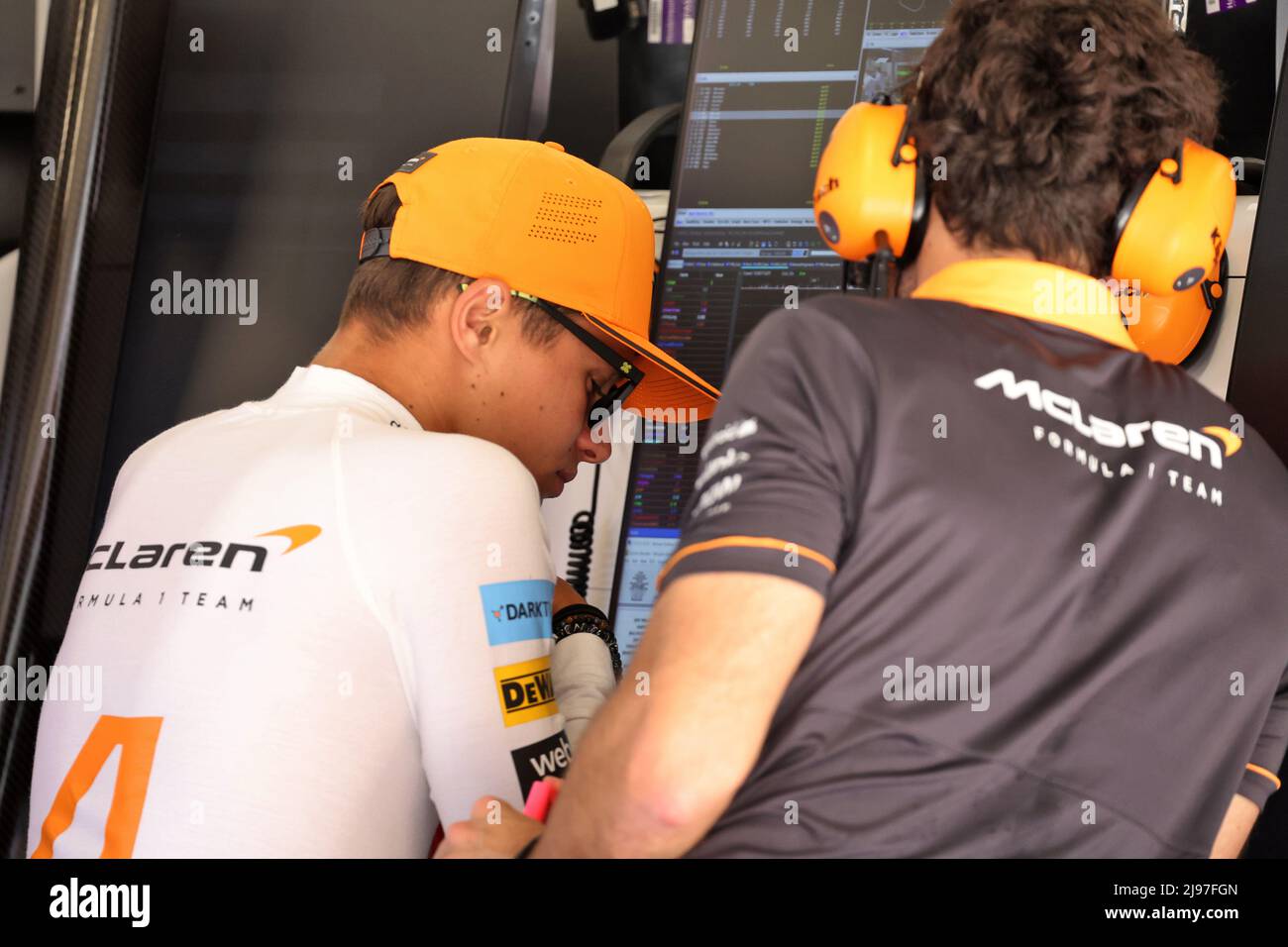 Lando Norris (GBR) McLaren. 21.05.2022. Formula 1 World Championship, Rd 6, Gran Premio di Spagna, Barcellona, Spagna, Giorno di qualificazione. Il credito fotografico dovrebbe essere: XPB/Press Association Images. Foto Stock