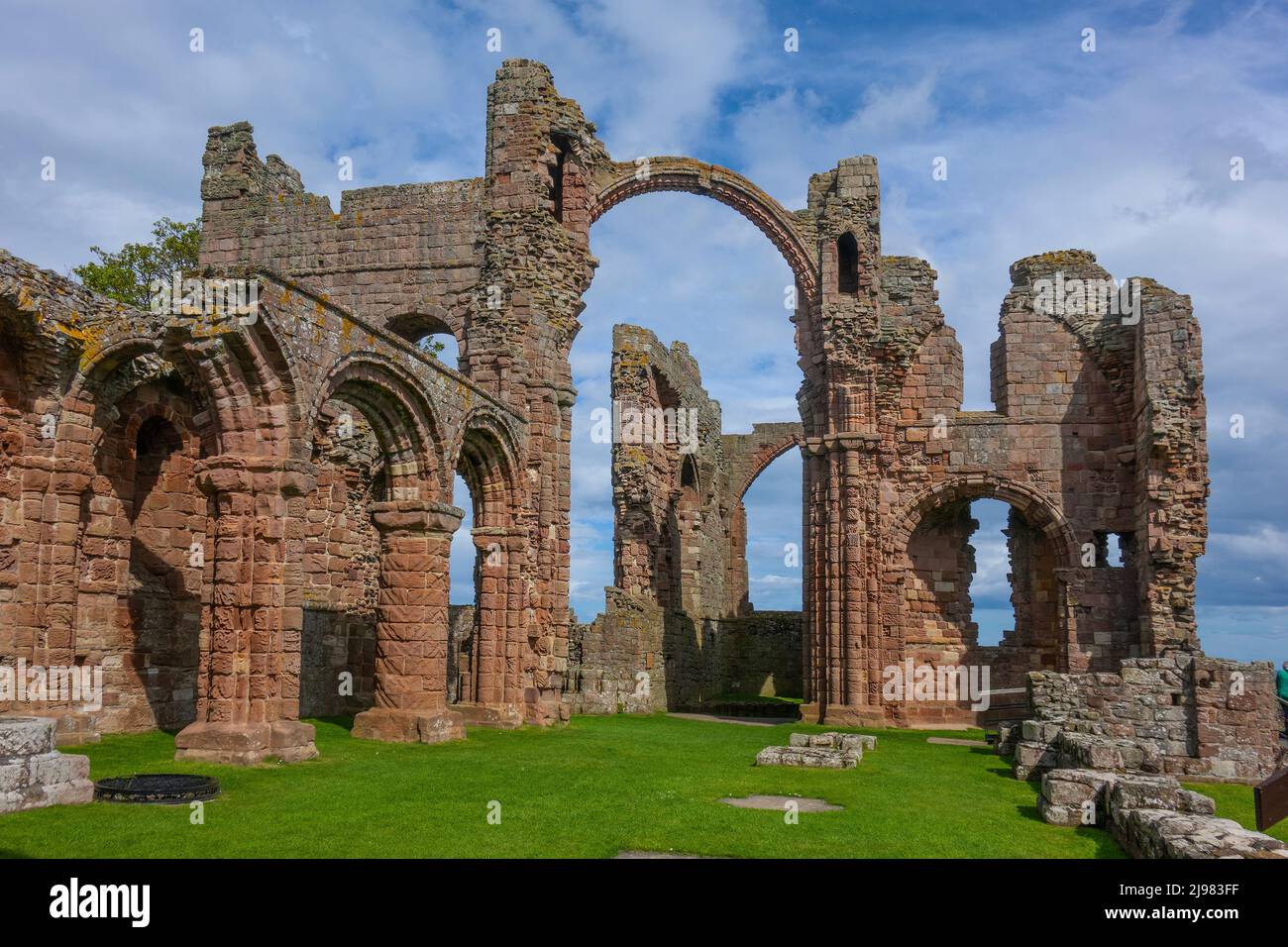 Inghilterra, Northumberland, Lindisfarne, Isola Santa, rovine del Priorato Foto Stock