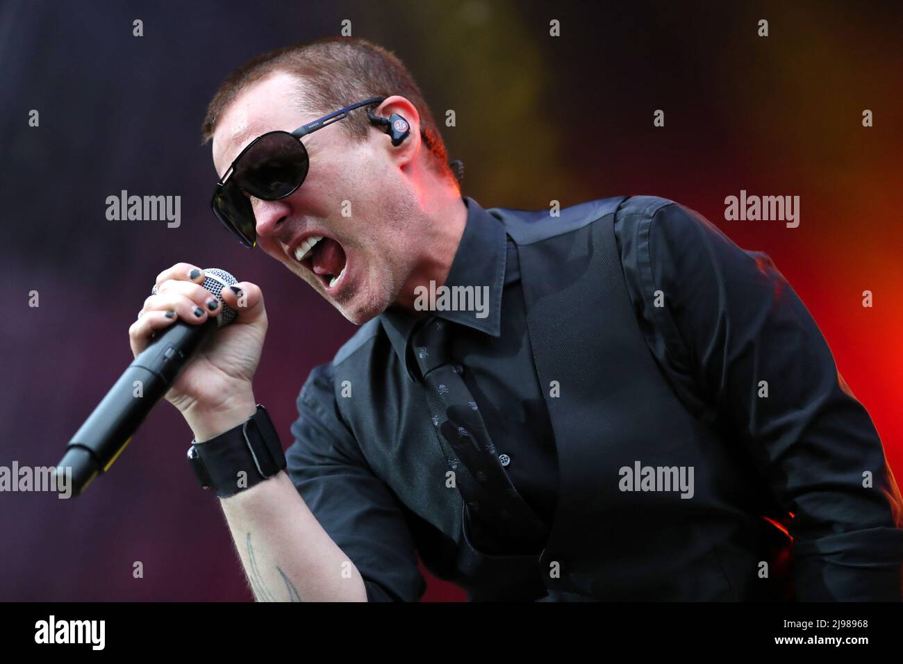 Columbus, Ohio, Stati Uniti. 18th maggio 2022. Il cantante leader Jeff Gutt della rock band Stone Temple Pilots suona al KEMBA Live! A Columbus, Ohio. Ricky Bassman/Cal Sport Media/Alamy Live News Foto Stock