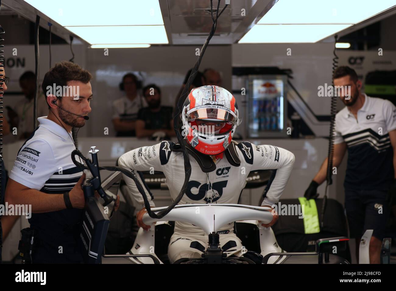 21st maggio 2022; Barcellona, Circuit de Barcelona Catalunya, Spagna. F1 Gran Premio di Spagna, Qualifiche; Scuderia AlphaTauri, Pierre Gasly Foto Stock
