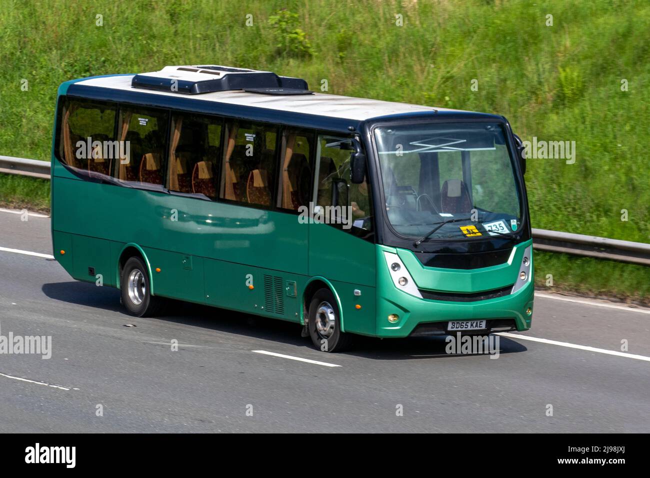 2015 GREEN BLACK MAN TGL; guida sull'autostrada M6, Manchester, Regno Unito Foto Stock