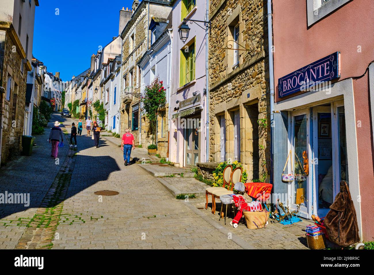 Francia, Morbihan (56), Golfo di Morbihan, Auray, rue du Chateau Street Foto Stock