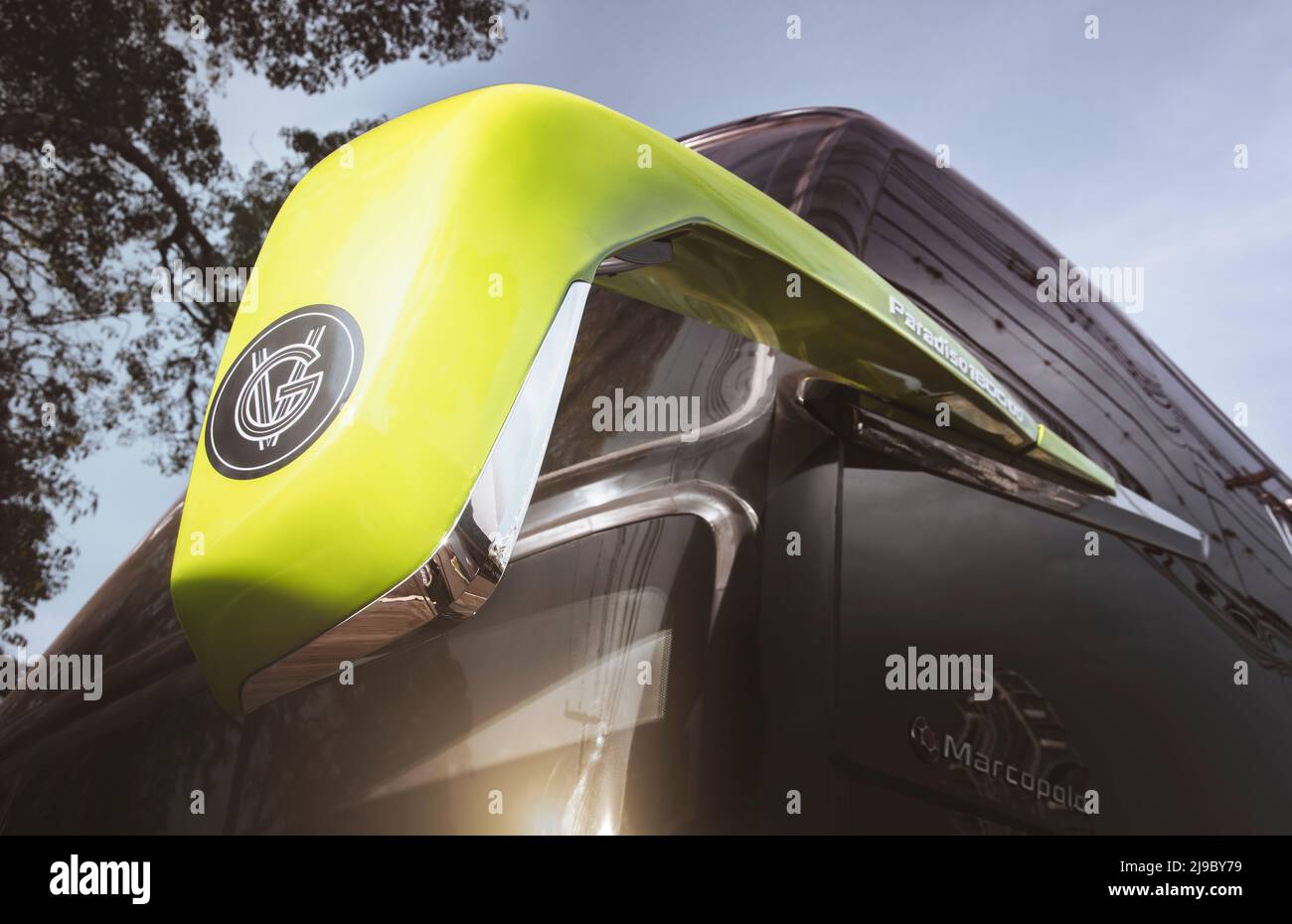 Veicolo Marcopolo Paradiso G8 1800 DD Mercedes-Benz O500 RSDD (2022), in mostra presso il parco fieristico della città di Londrina, Brasile. Foto Stock