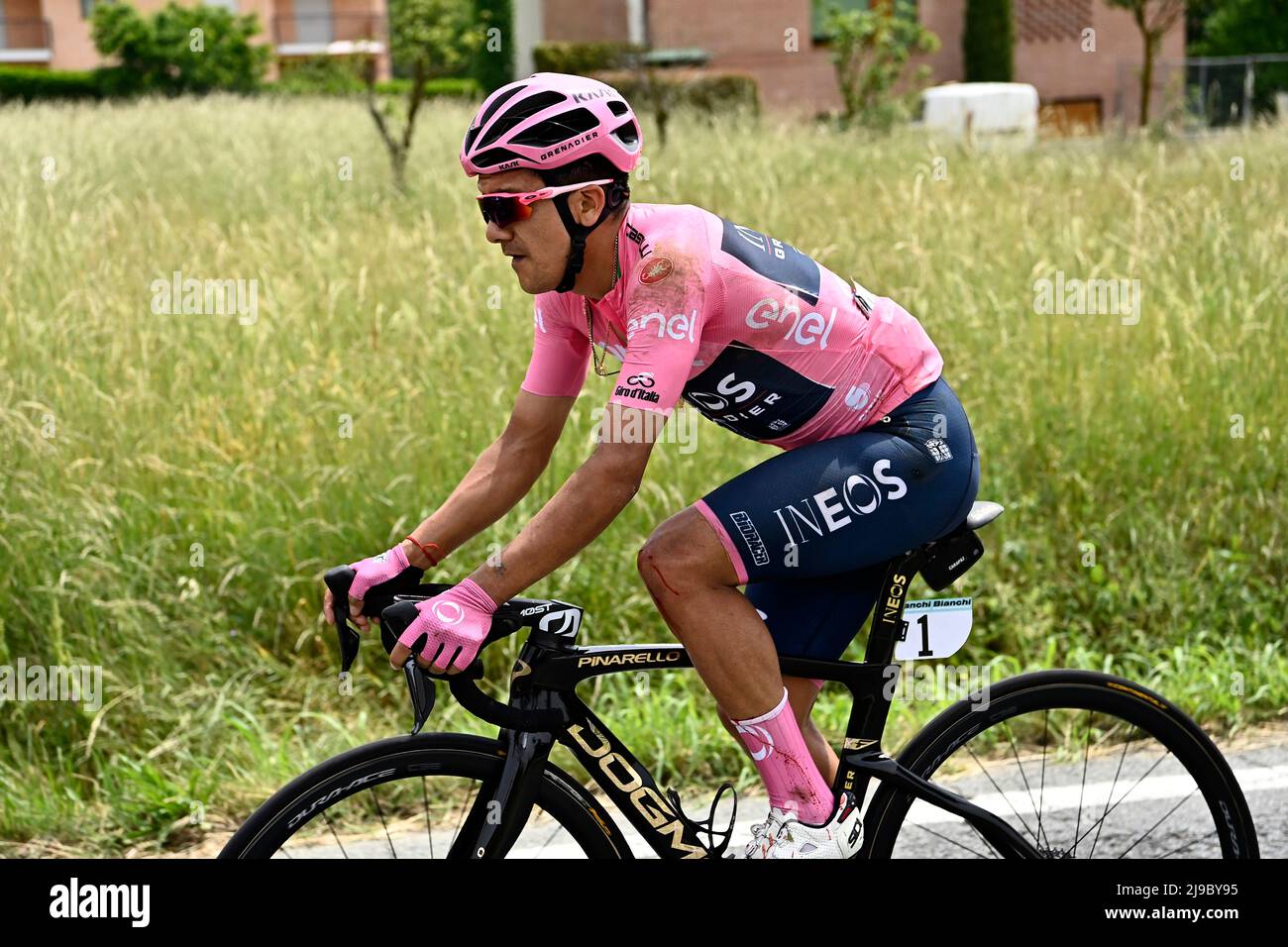 Foto Fabio Ferrari/LaPresse 22 Maggio 2022 Italia sport ciclismo giro d'Italia 2022 - edizione 105 - tappa 15 - da Rivarolo Canavese a Cogne nella foto: CARAPAZ Richard (INEOS GRENADIERS) Foto Fabio Ferrari/LaPresse Maggio 22, 2022 Italy sport Cycling giro d'Italia 2022 - edizione 105th - tappa 15 - da Rivarolo Canavese a Cogne nella foto: CARAPAZ Richard (INEOS GRENADIERS)/ PRESSINPHOTO Foto Stock
