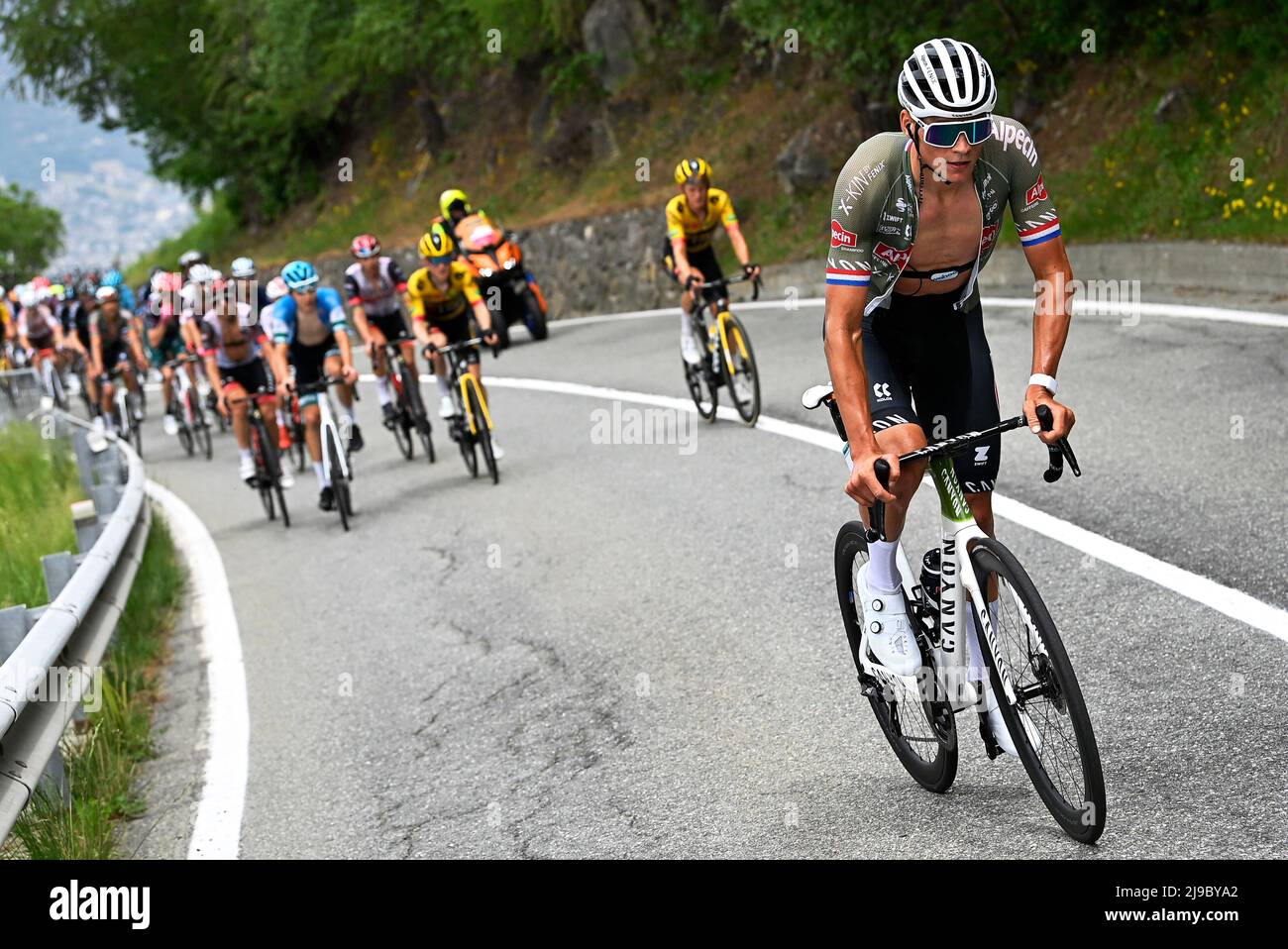 Foto Fabio Ferrari/LaPresse 22 Maggio 2022 Italia sport ciclismo giro d'Italia 2022 - edizione 105 - tappa 15 - da Rivarolo Canavese a Cogne nella foto: VAN DER POEL Mathieu (ALPECIN-FENIX) Foto Fabio Ferrari/LaPresse Maggio 22, 2022 Italy sport Cycling giro d'Italia 2022 - edizione 105th - tappa 15 - da Rivarolo Canavese a Cogne nella foto: VAN DER POEL Mathieu (ALPECIN-FENIX)/ PRESSINPHOTO Foto Stock