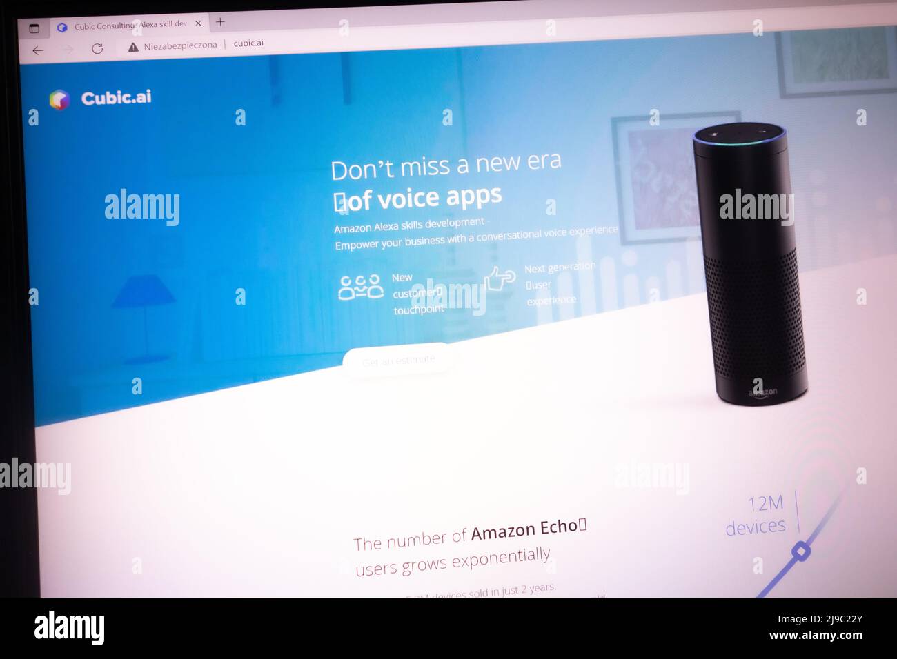KONSKIE, POLONIA - 21 maggio 2022: Sito web Cubic.ai visualizzato sullo schermo del laptop. Cubic è un robot assistente personale ad attivazione vocale Foto Stock