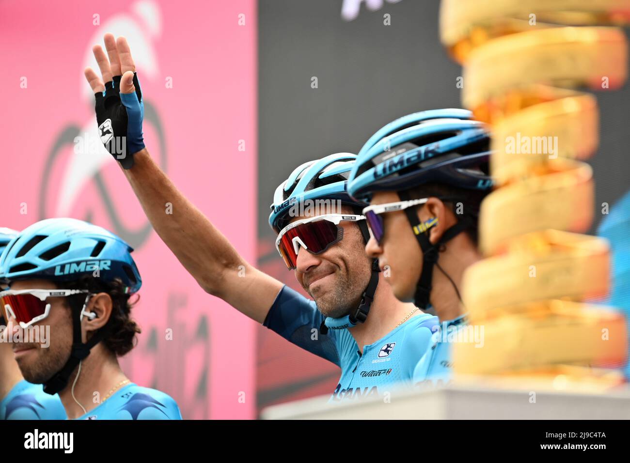 Foto massimo Paolone/LaPresse 22 Maggio 2022 Rivarolo Canavese , Italia sport ciclismo giro d'Italia 2022 - edizione 105 - Tappa 15 - da Rivarolo Canavese a Cogne nella foto: NIBALI Vincenzo (TEAM ASTANA QAZAQSTAN) Foto massimo Paolone/LaPresse 22 maggio 2022 Rivarolo Canavese , Italia sport Cycling giro d'Italia 2022 - edizione 105th - tappa 15 - da Rivarolo Canavese a Cogne nella foto: NIBALI Vincenzo (TEAM ASTANA QAZAQSTAN) (Foto: La Presse / PRESSINPHOTO) Foto Stock