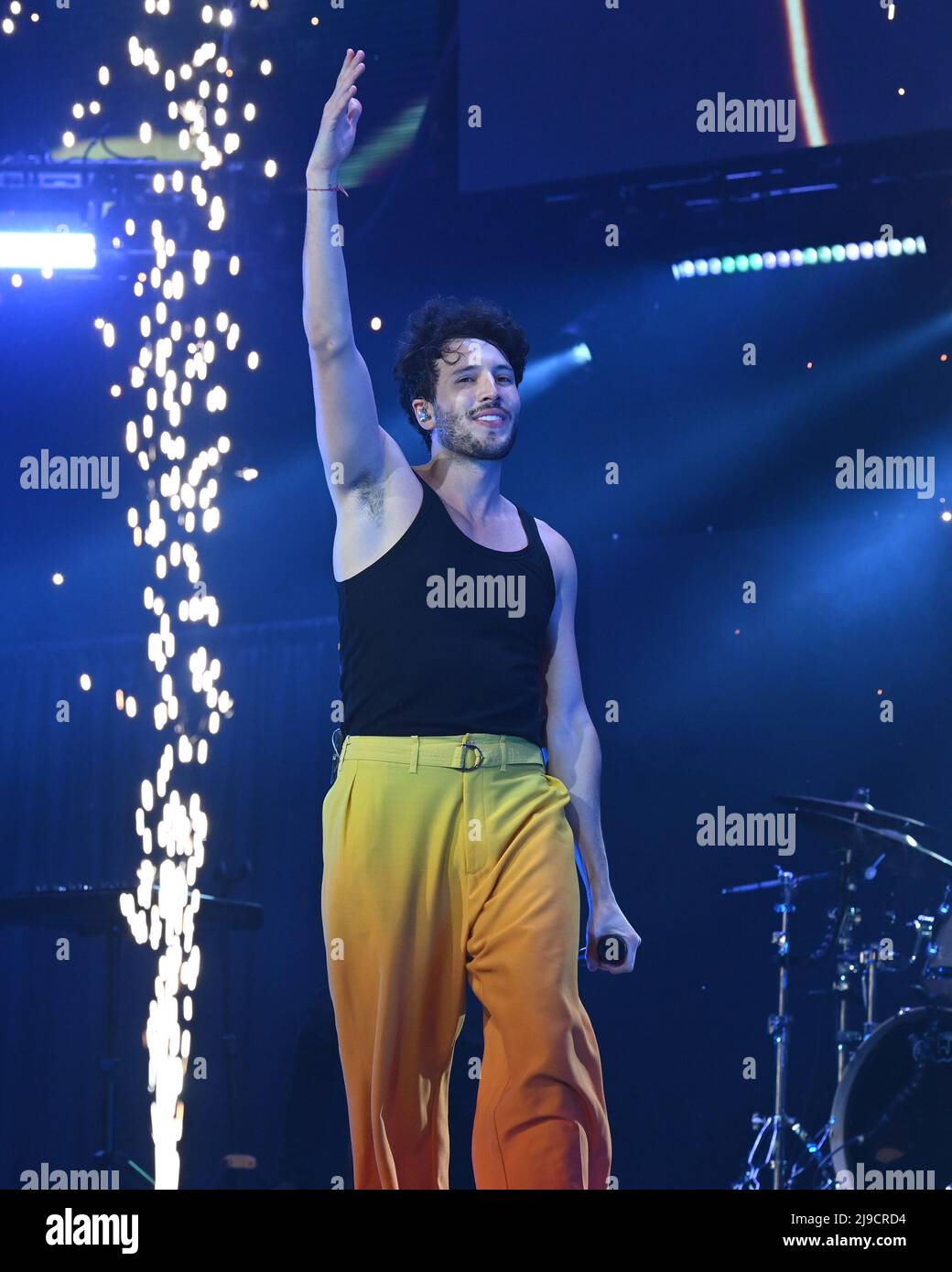 Sunrise FL, Stati Uniti. 21st maggio 2022. Sebastian Yatra si esibisce durante il concerto di Amor la Musica presso la FLA Live Arena il 21 maggio 2022 a Sunrise, Florida. Credit: Mpi04/Media Punch/Alamy Live News Foto Stock