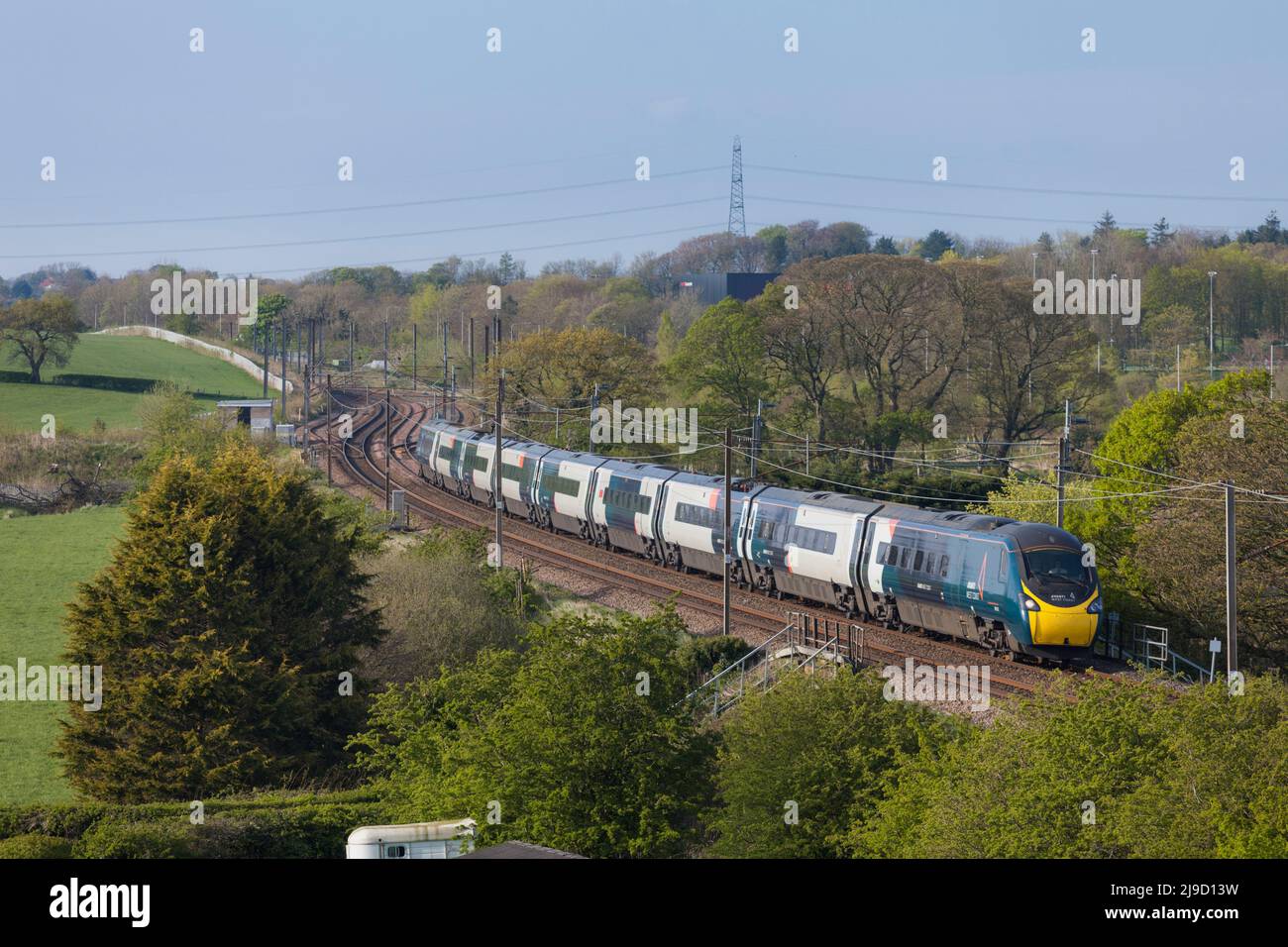 Primo treno Trenitalia Avant West Coast Alstom Pendolino 390013 sulla linea principale della costa occidentale del Lancashire Foto Stock