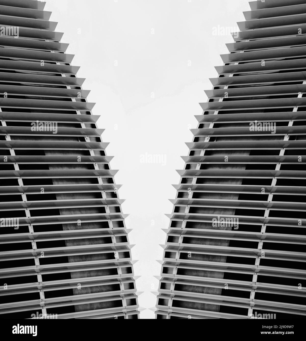 moderno edificio in metallo o fabbrica. architettura futuristica in acciaio Foto Stock