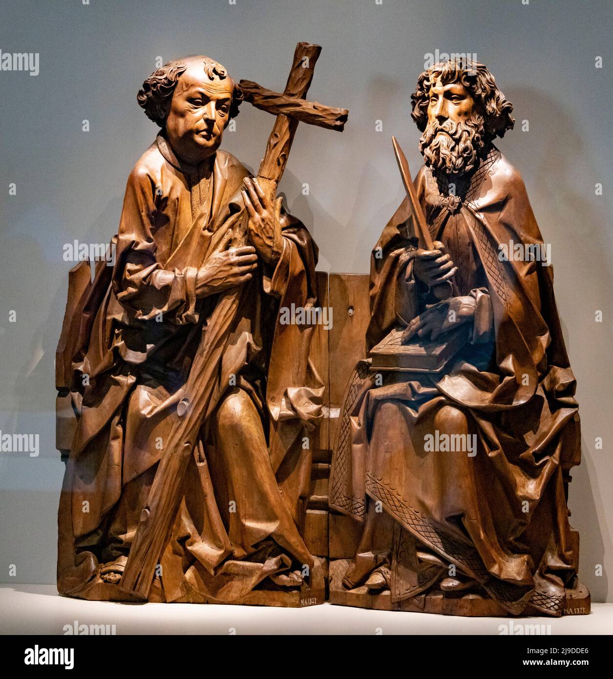 Sculture in legno dei 12 apostoli di Tilman Riemenschneider nel Museo Nazionale Bavarese (Bayerisches Nationalmuseum) a Monaco, Germania Foto Stock