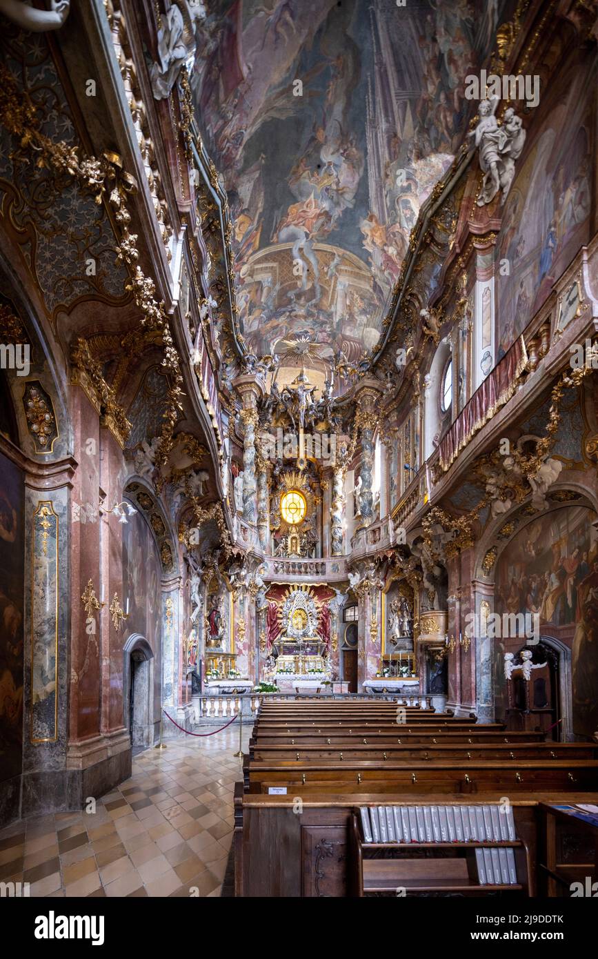 Chiesa di St Johann Nepomuk o Asamkirche, Monaco di Baviera, Germania Foto Stock