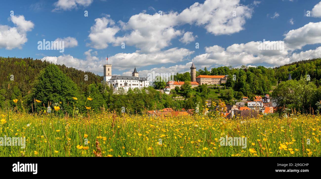Castello di Rozmberk - Castello di Rosenberg - nella Boemia del Sud, Rozmberk nad Vltavou, Repubblica Ceca Foto Stock