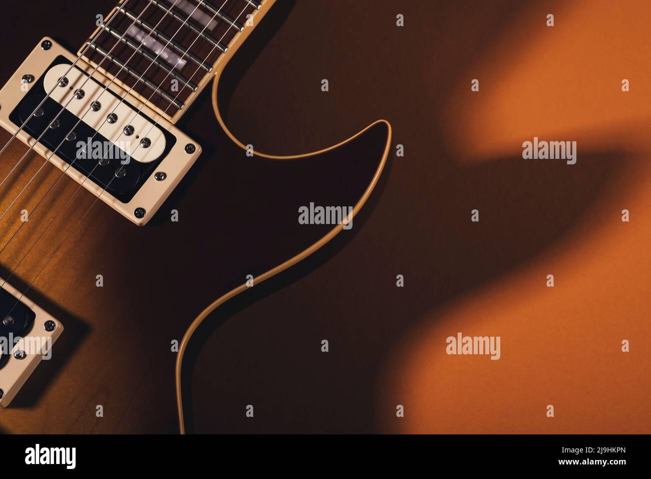 Studio di chitarra elettrica in stile retrò Foto Stock