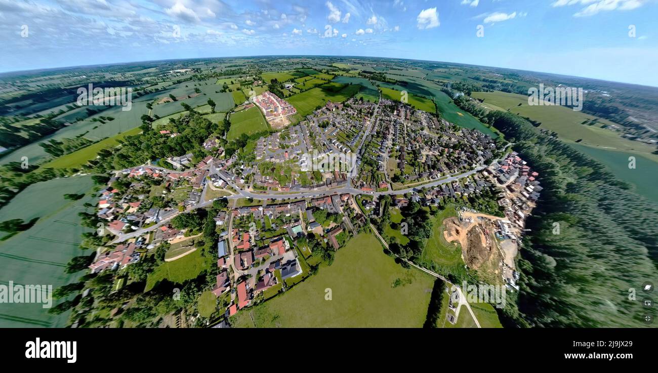 Una vista panoramica aerea del villaggio di Haughley a Suffolk, Regno Unito Foto Stock