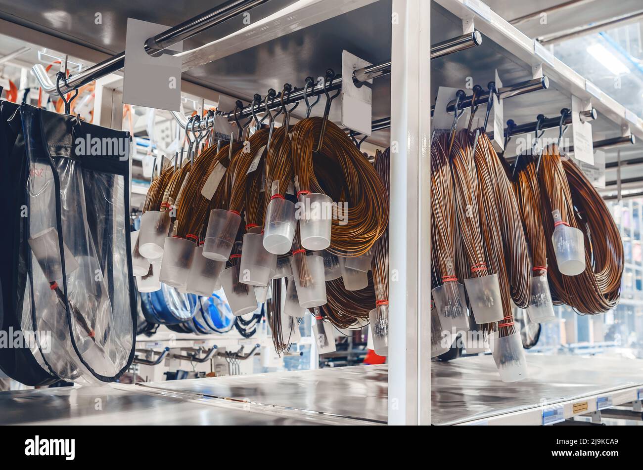 Matasse di cavi per la produzione di automobili. Dettagli industriali Foto Stock