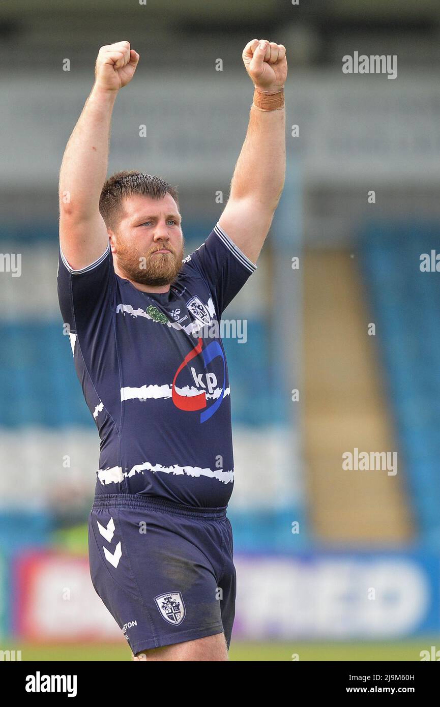 Featherstone, Inghilterra - 21st maggio 2022 - Luke Cooper di Featherstone Rovers celebra. Rugby League Betfred Championship Featherstone Rovers vs Whitehaven RLFC al Millenium Stadium, Featherstone, Regno Unito Dean Williams Foto Stock