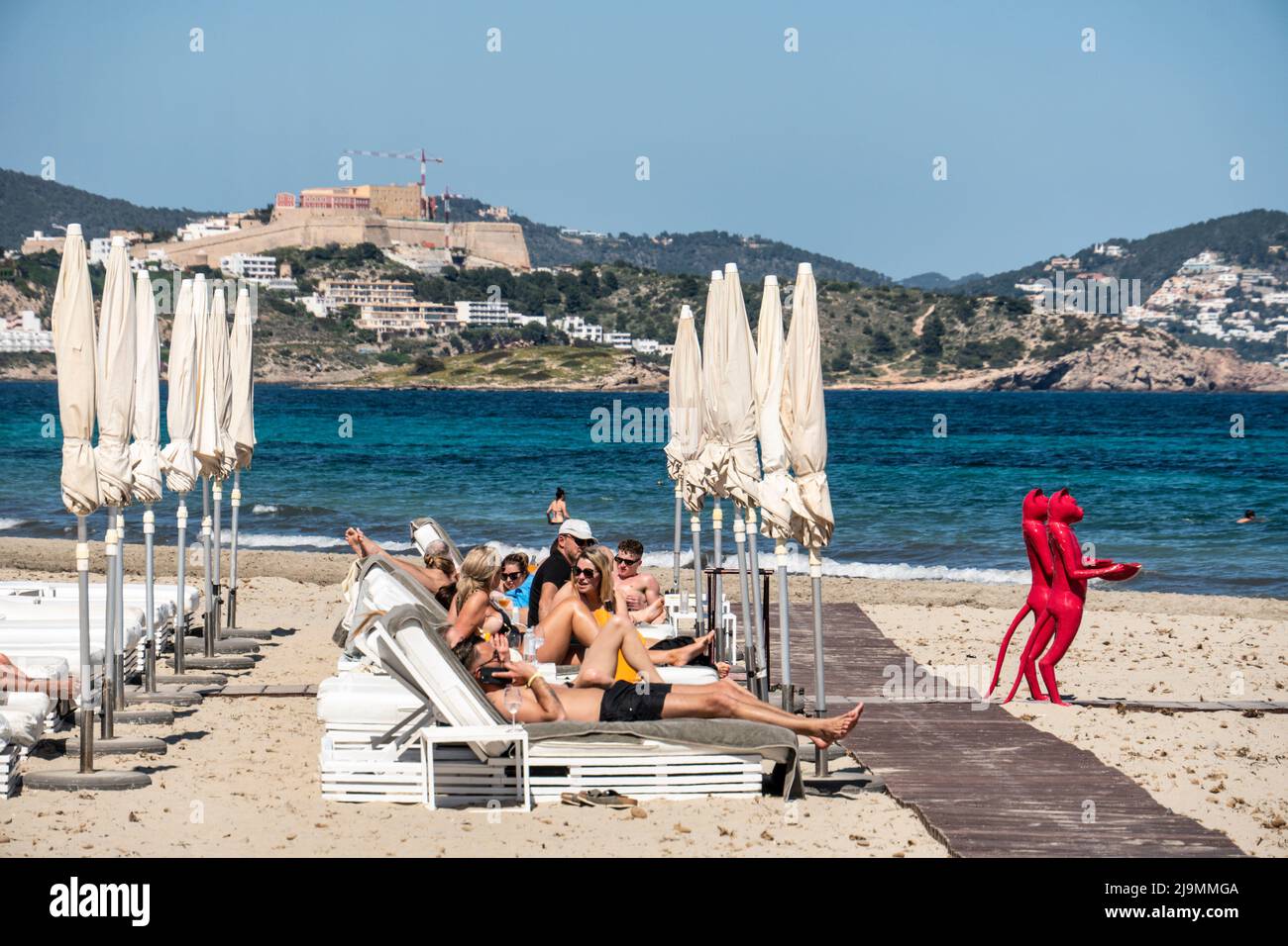 Beach Club, Playa del Bossa, Platja d'en Bossa, Eivissa, Baleari, Spagna, Europa Foto Stock