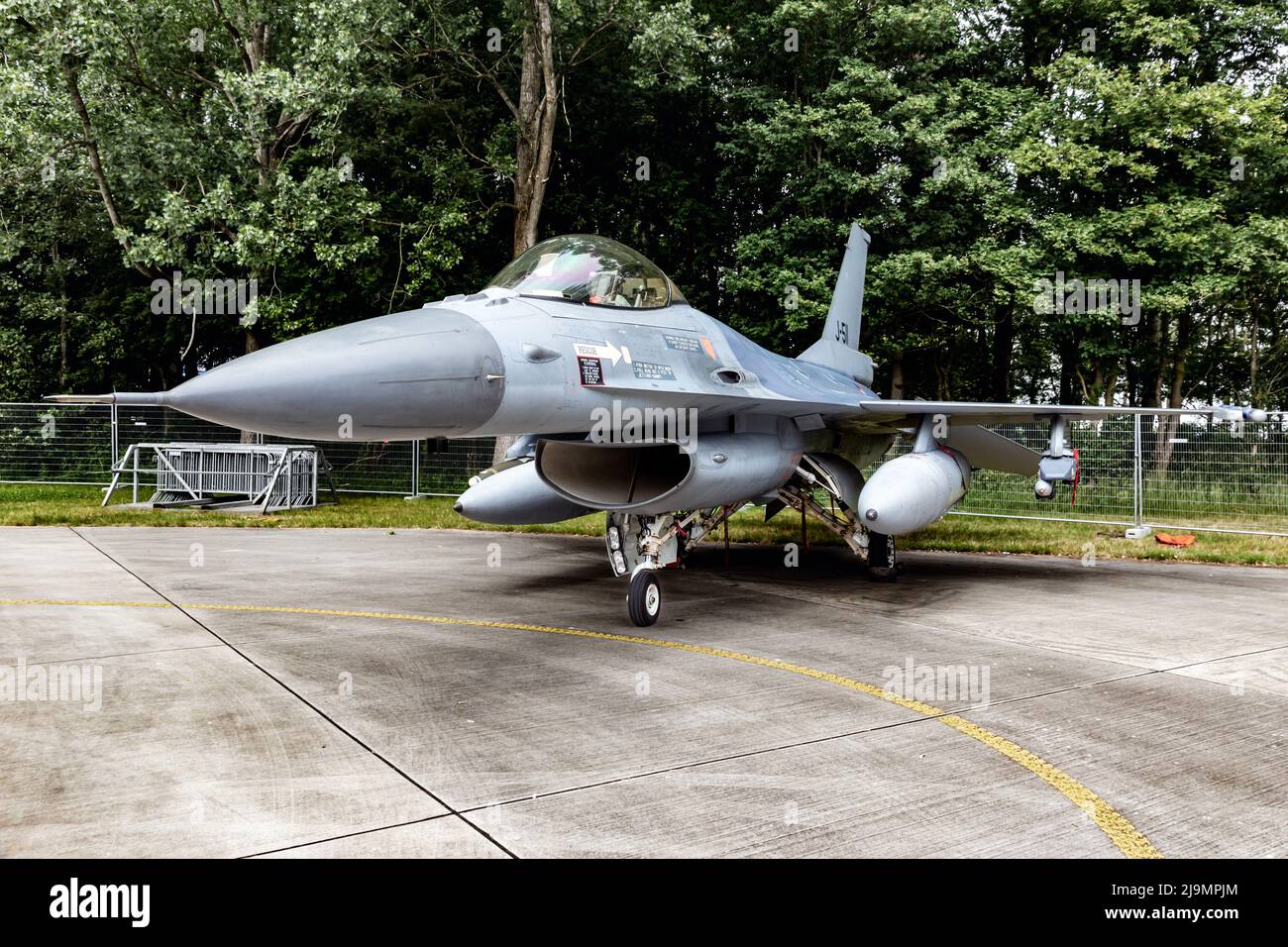 Royal Netherlands Air Force F-16AM, jet da caccia presso Leeuwarden Airbase. Paesi Bassi - 10 giugno 2016 Foto Stock