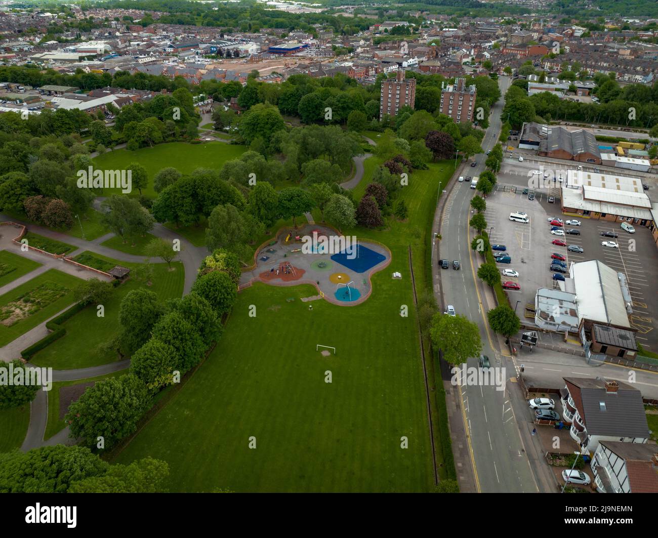 Port vale , vale Park Stadium , Foto aerea scattata dopo la promozione alla Lega 1 insieme a Burlsem e Burselm Park Drone Images Foto Stock