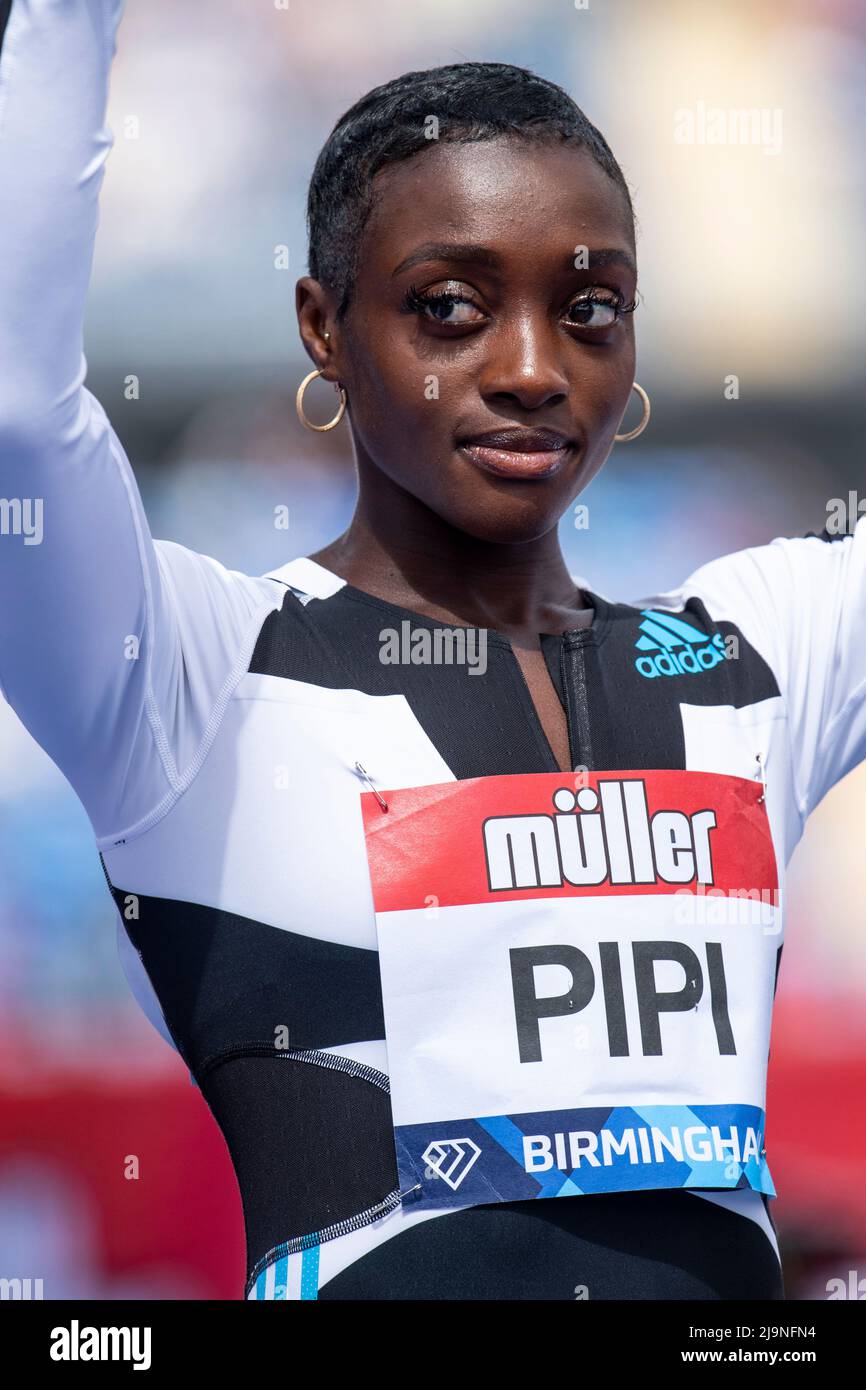 Ama Pipi gareggia nella gara femminile del 400m alla Birmingham Diamond League, Birmingham, Inghilterra, il 12 maggio 2022 a Birmingham, Inghilterra. Foto Stock