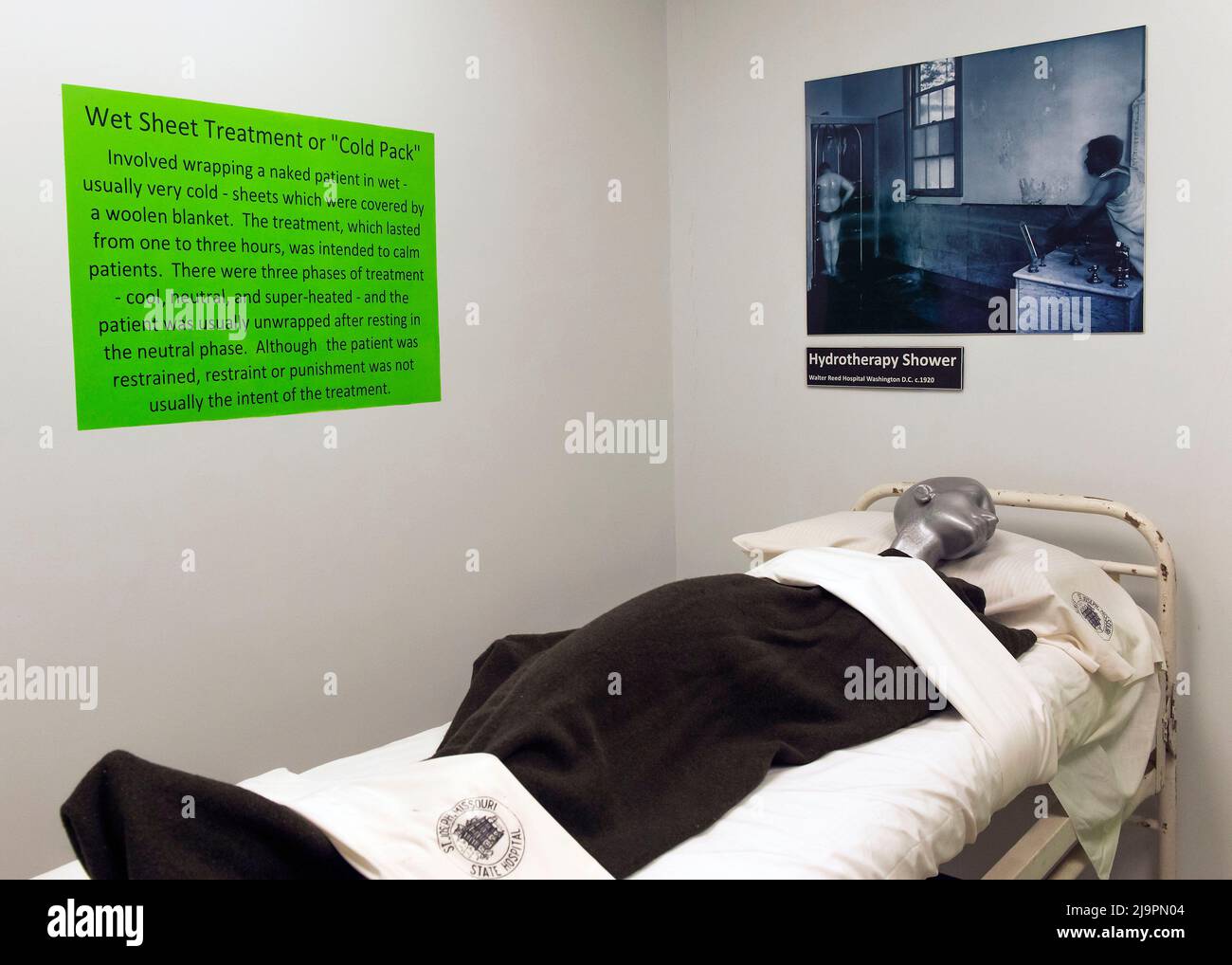 St. Joseph, Missouri, Stati Uniti. 24th maggio 2022. Il Glore Psychiatric Museum, ospitato nell'ex St. Joseph state Mental Hospital, è la più grande mostra di trattamenti psichiatrici storici negli Stati Uniti.(Credit Image: © Brian Cahn/ZUMA Press Wire) Foto Stock