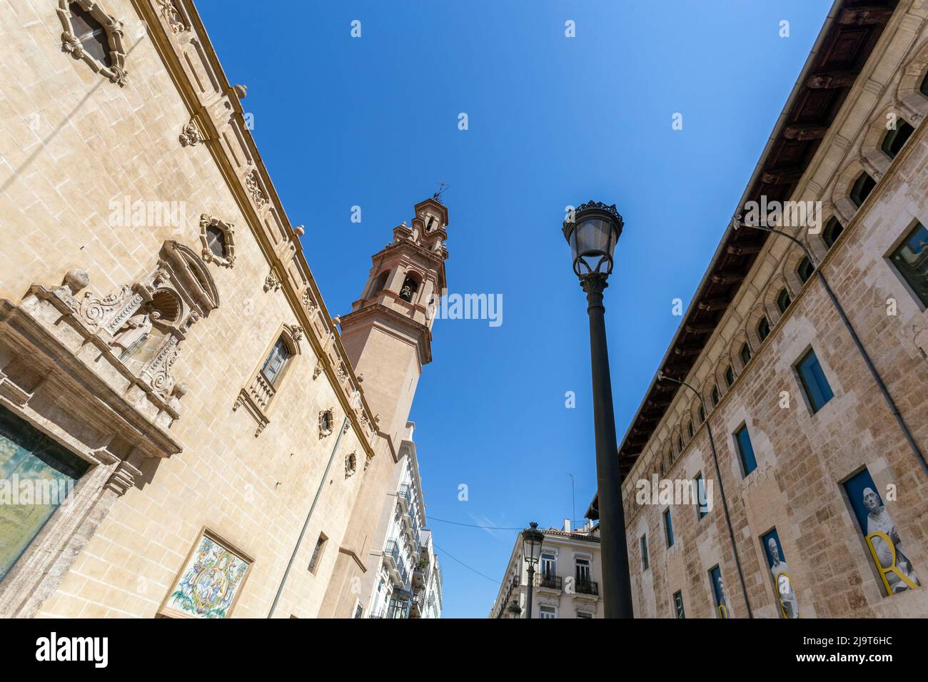 Valencia, Spagna - 05 06 2022: Iglesia de San Lorenzo a Valencia, Spagna in una giornata di primavera soleggiata. Foto Stock