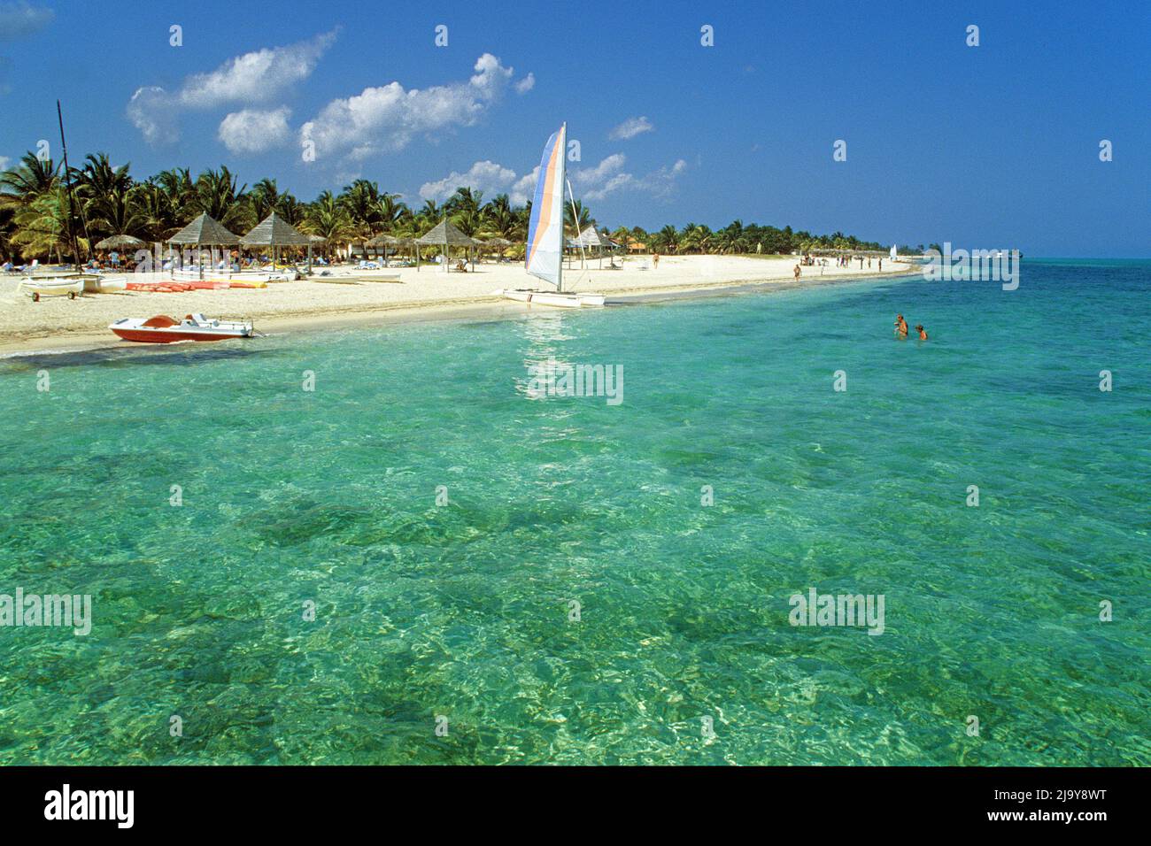 Strandleben iin Santa Lucia, Provinz Camaguey, Kuba, Karibik | Beachlife at St. Lucia, provincia Camaguey, Cuba, Caraibi Foto Stock