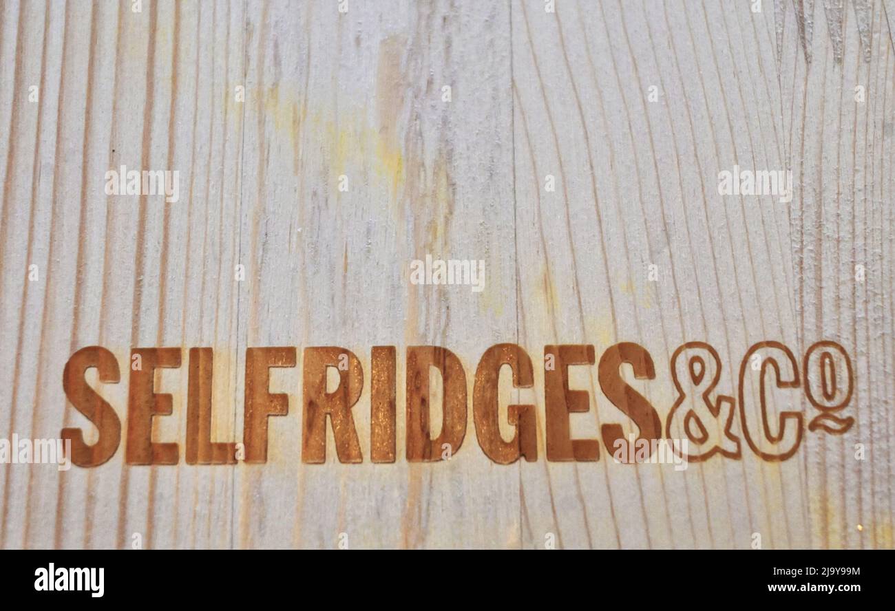 selfridges e co log su wine box in legno Foto Stock