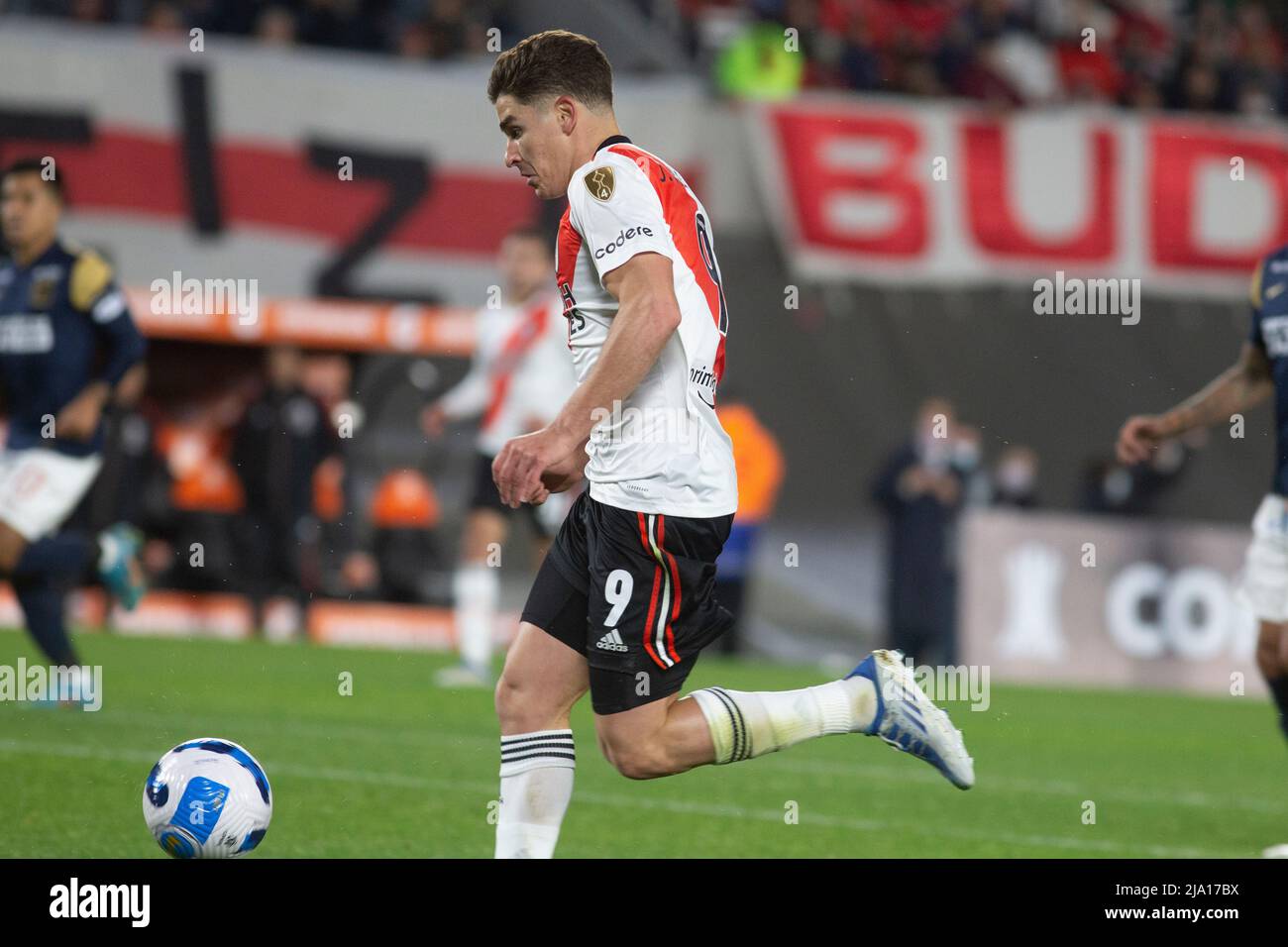 Julian Alvarez sulla squadra di River Plate Foto Stock