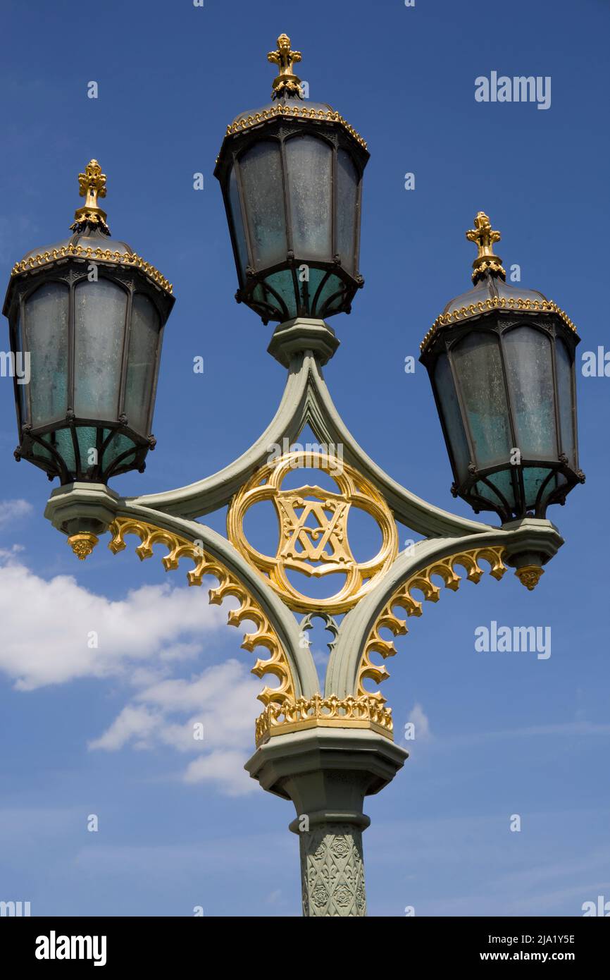 Ornate Street Lamps Westminster Bridge Londra Foto Stock
