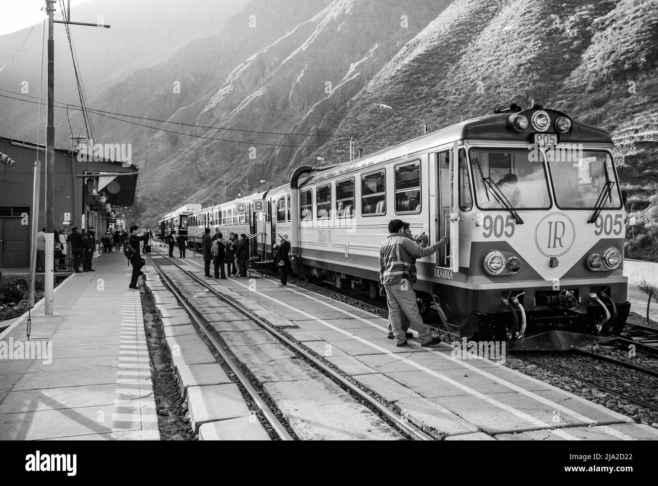 Cusco Train - Peru Rails in bianco e nero Foto Stock