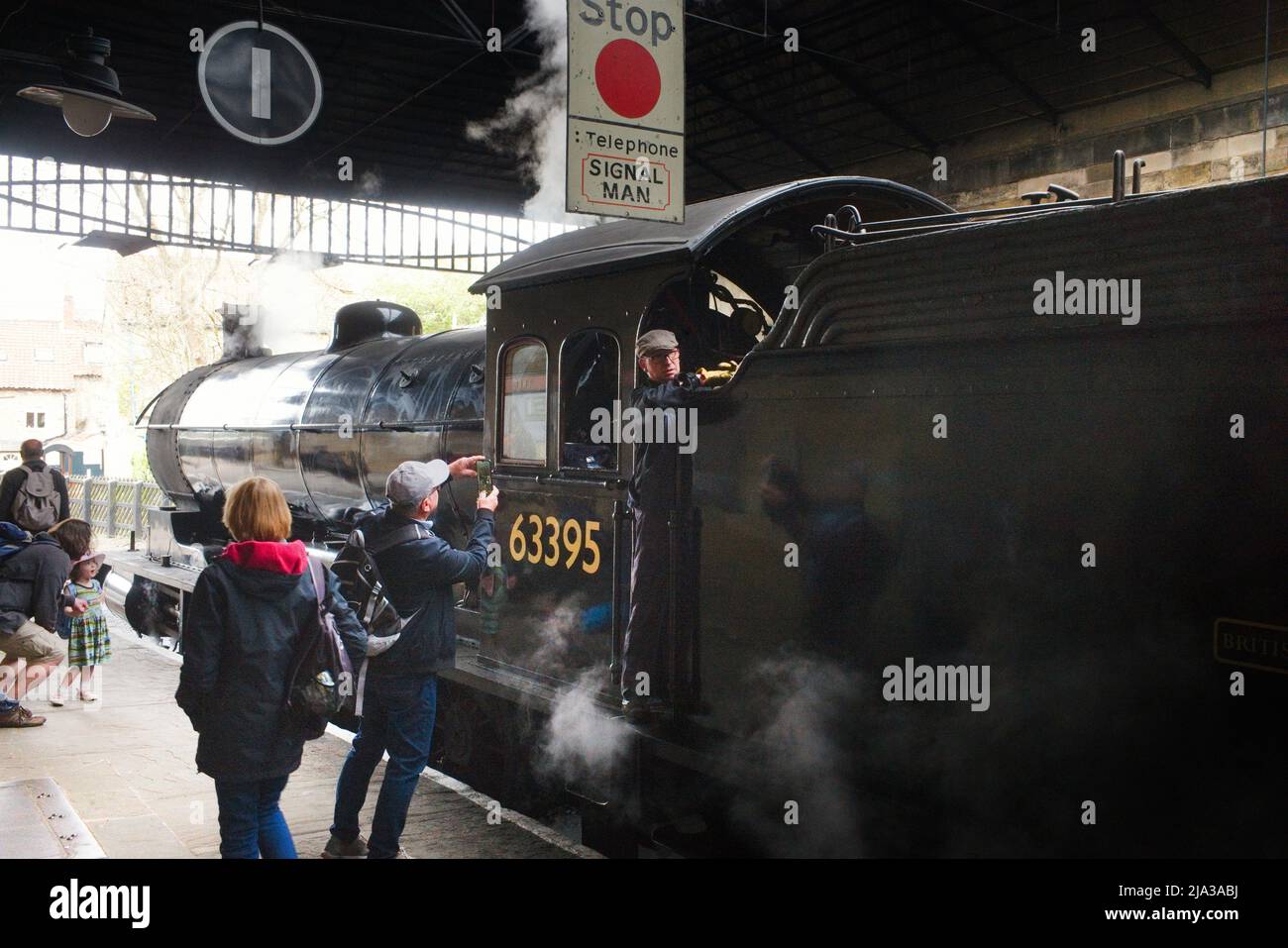 Motore a vapore 63395 a Pickering sulla North Yorkshire Moors Railway Foto Stock