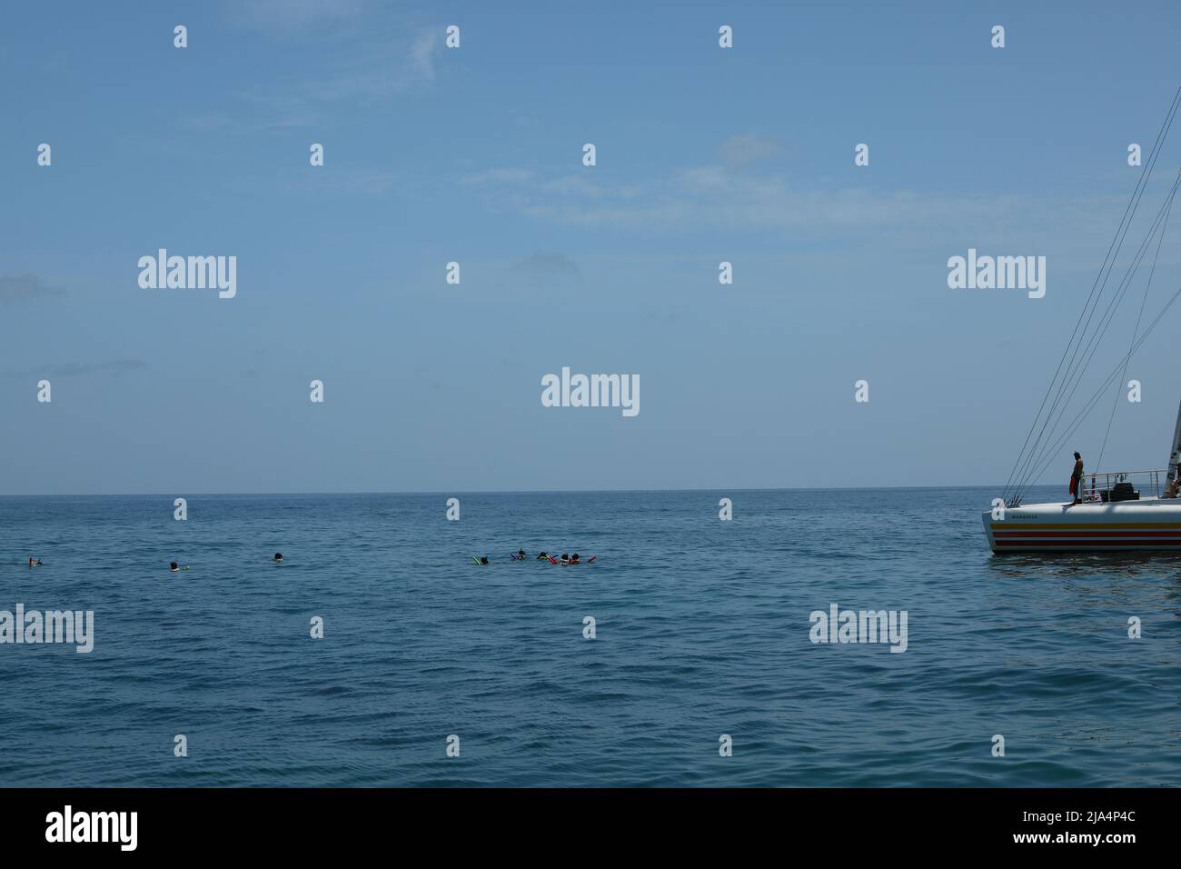 Tour di snorkeling a Key West Florida il 5 2021 settembre, persone sul catamarano che si divertono, bevande gratuite, atmosfera felice, bel tempo soleggiato, Foto Stock